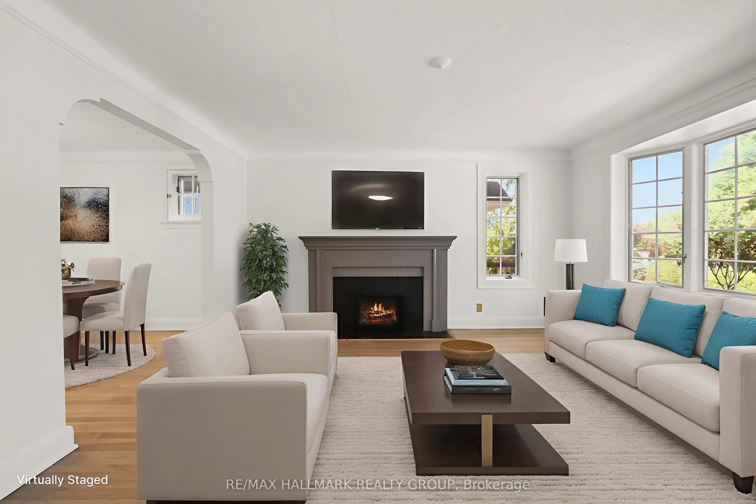 82 Laurentian Place