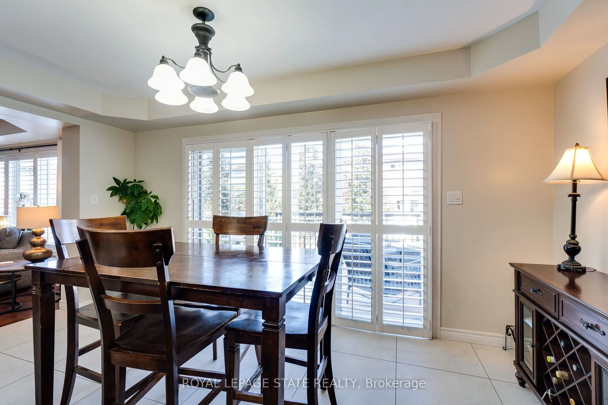 274 Springvalley Crescent