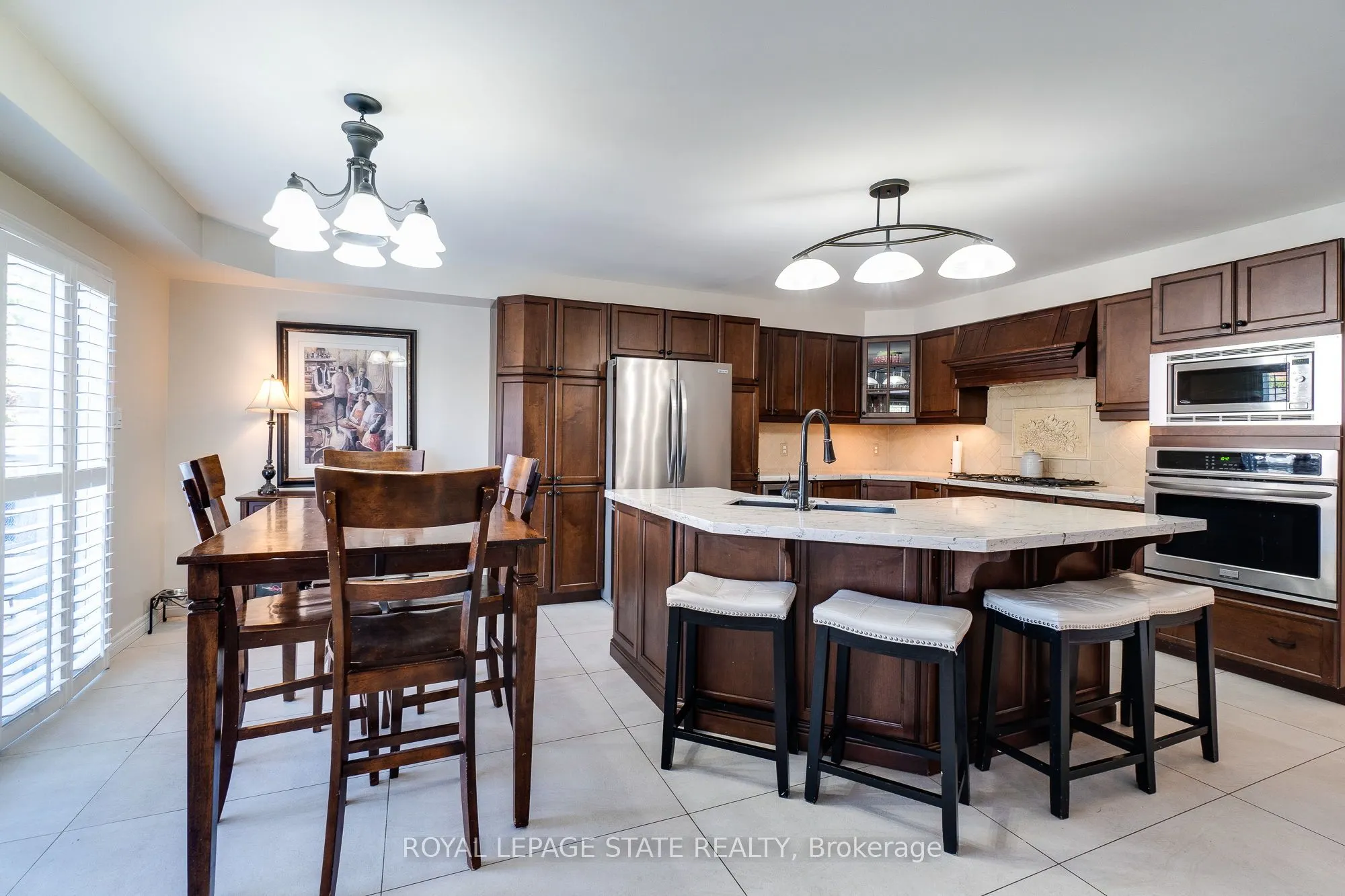 274 Springvalley Crescent