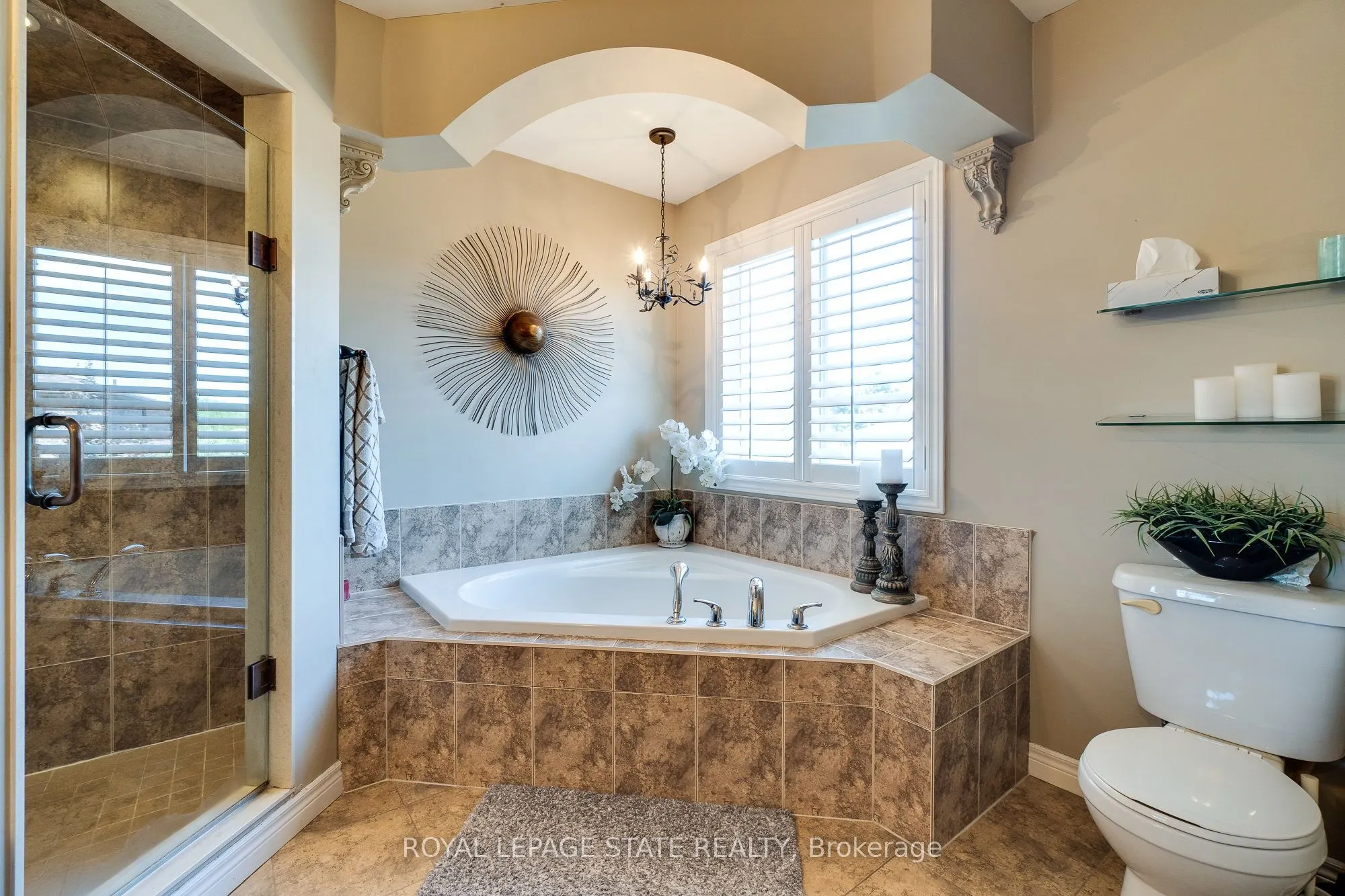 274 Springvalley Crescent