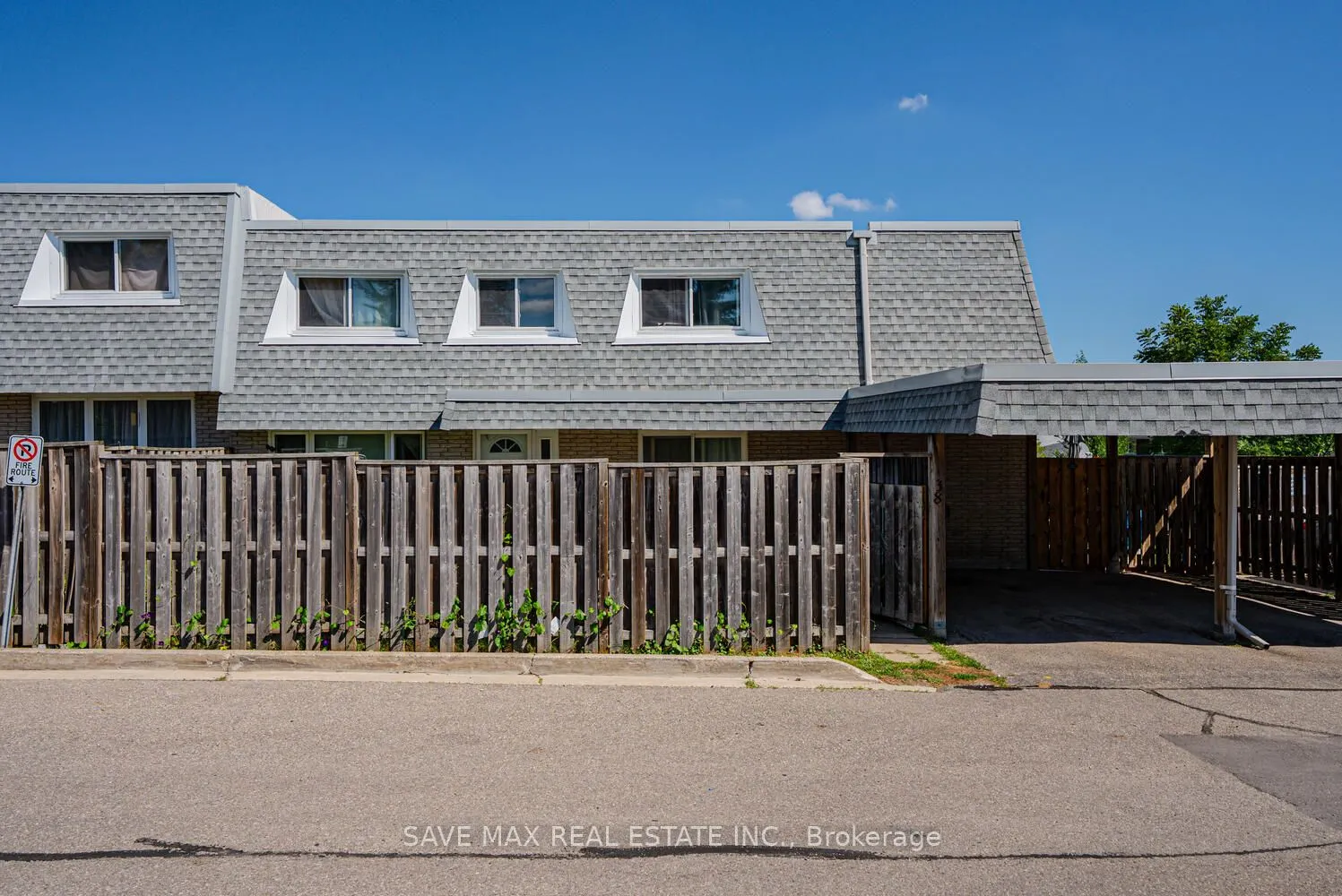 14 Williamsburg Road, #38