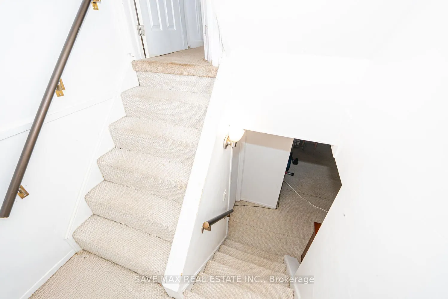 14 Williamsburg Road, #38
