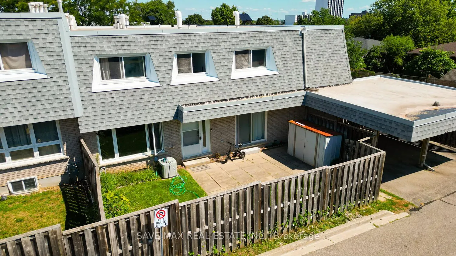 14 Williamsburg Road, #38