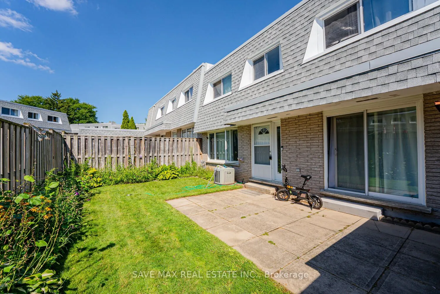 14 Williamsburg Road, #38
