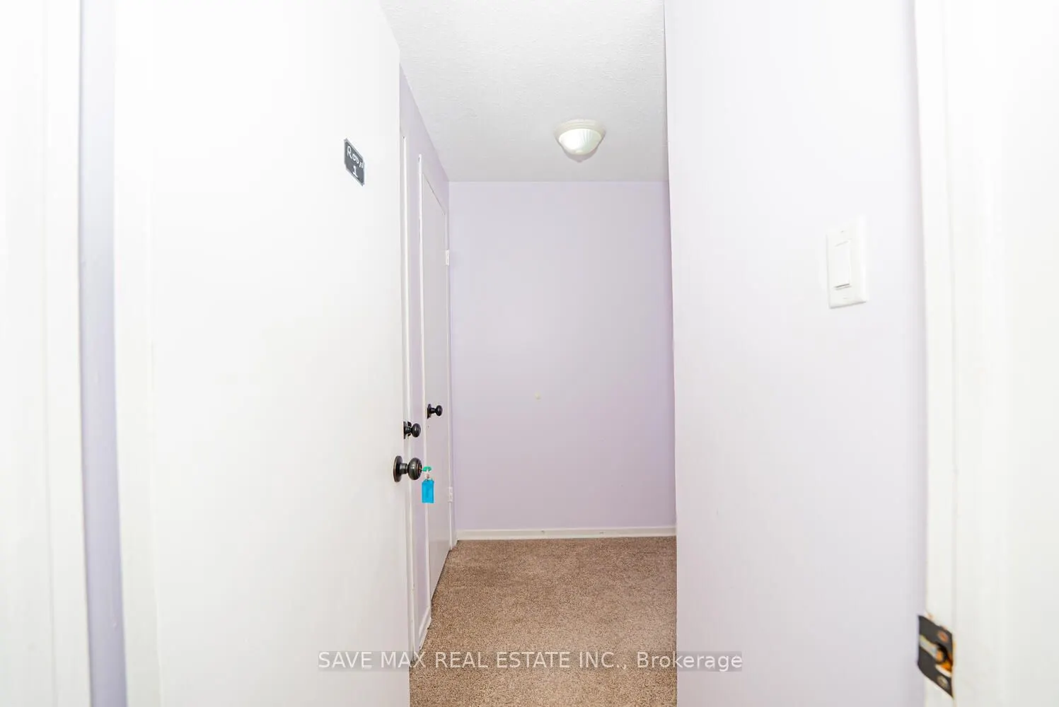 14 Williamsburg Road, #38