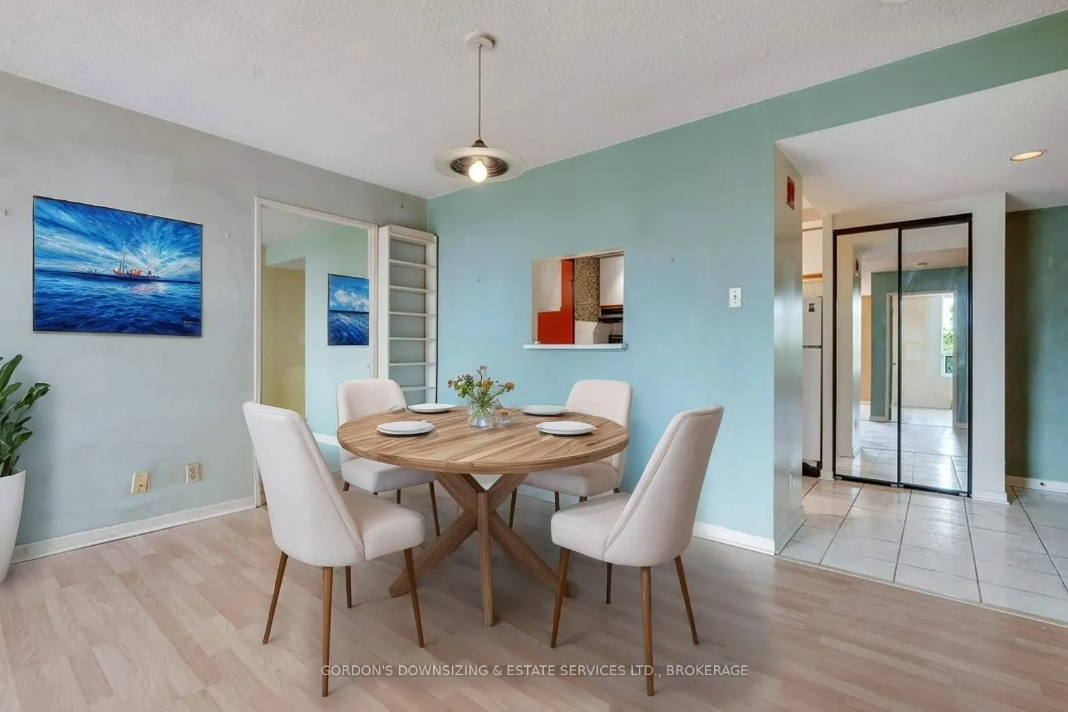 35 Holland Avenue, #411