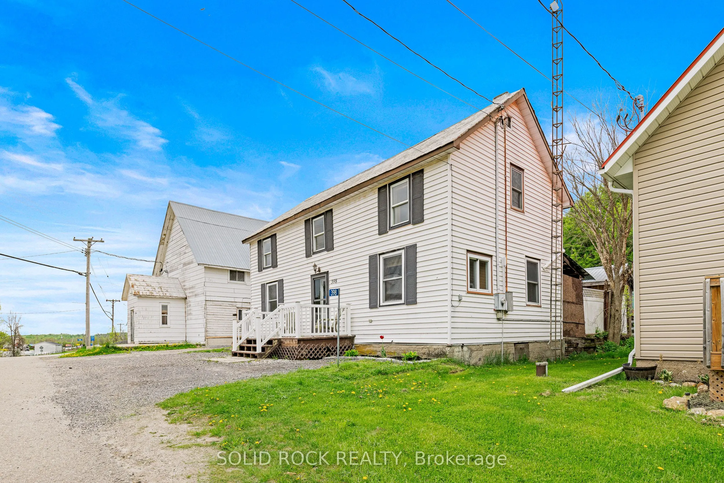 398 Lyndhurst Road