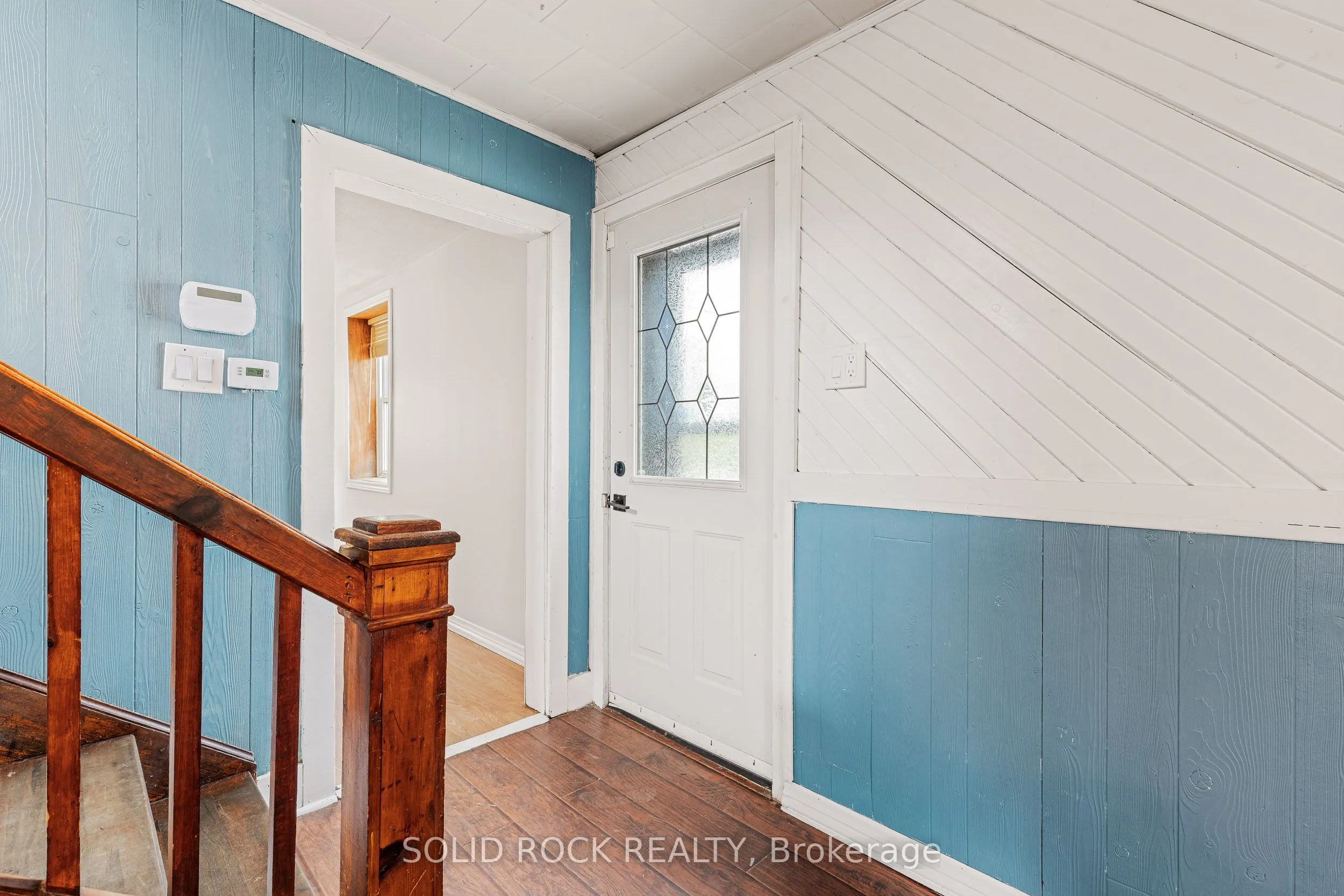 398 Lyndhurst Road