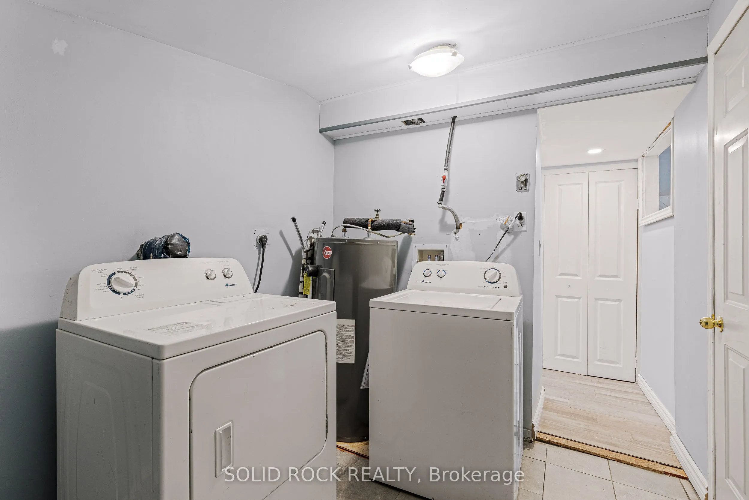 398 Lyndhurst Road