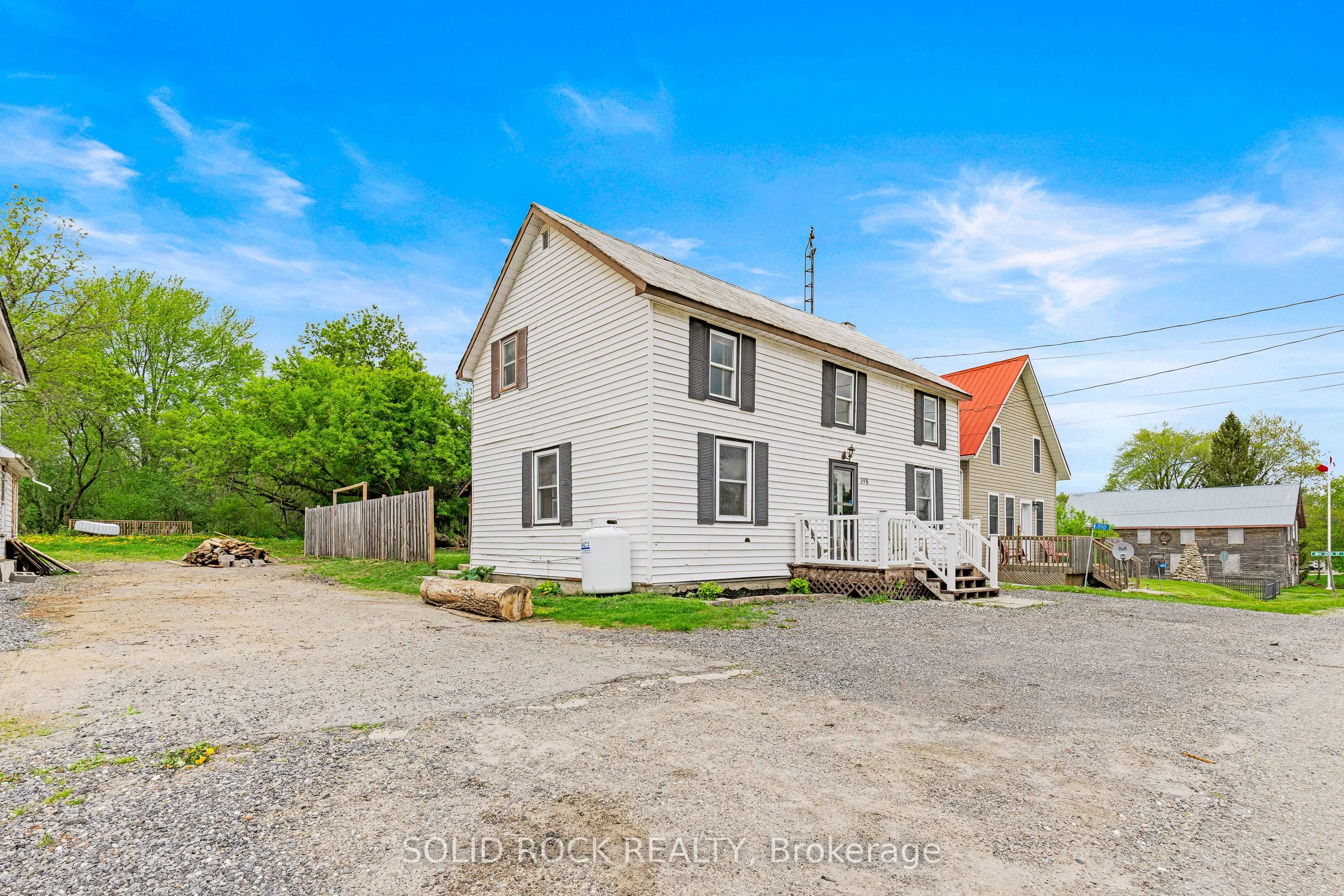 398 Lyndhurst Road