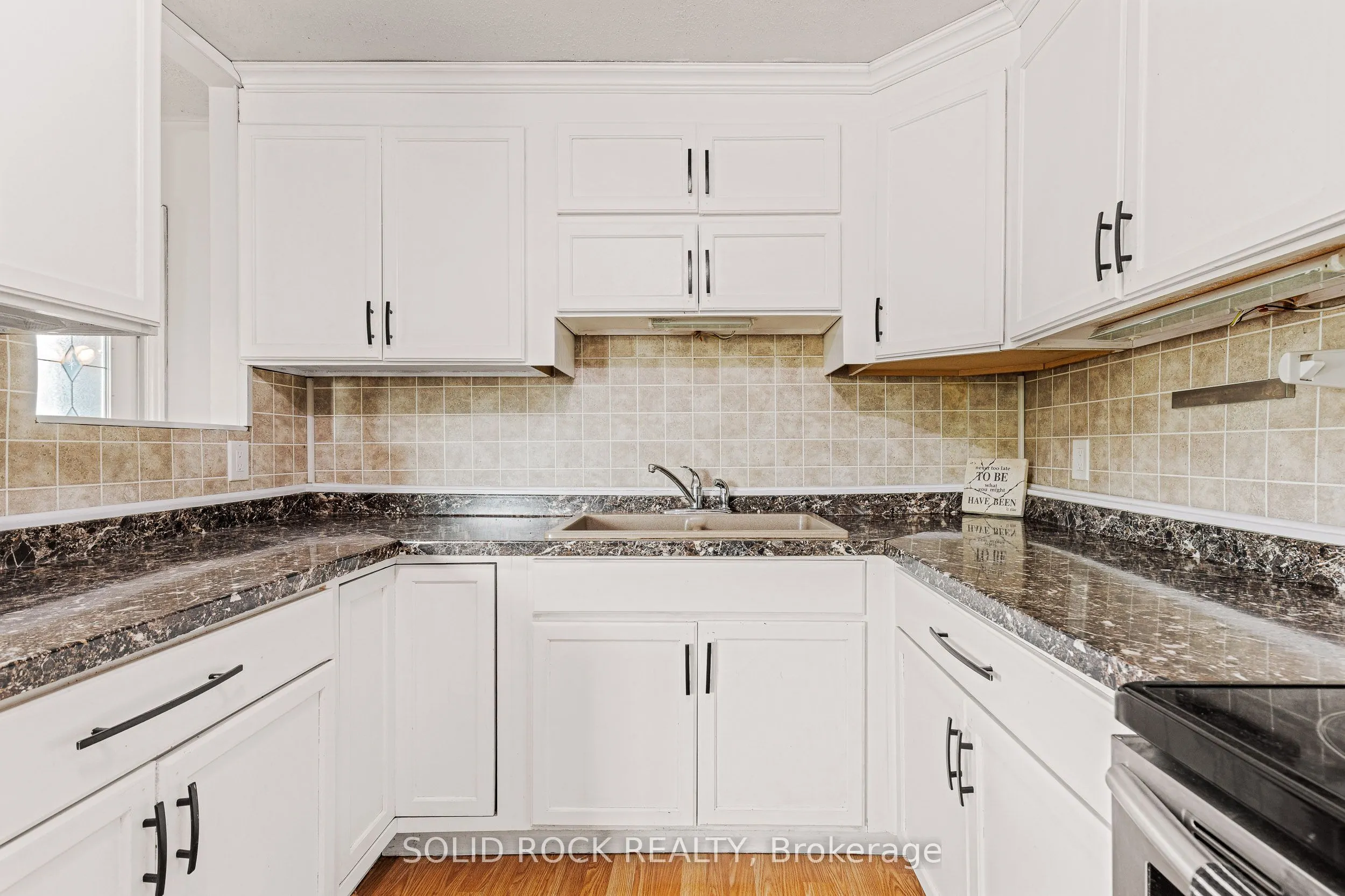 398 Lyndhurst Road