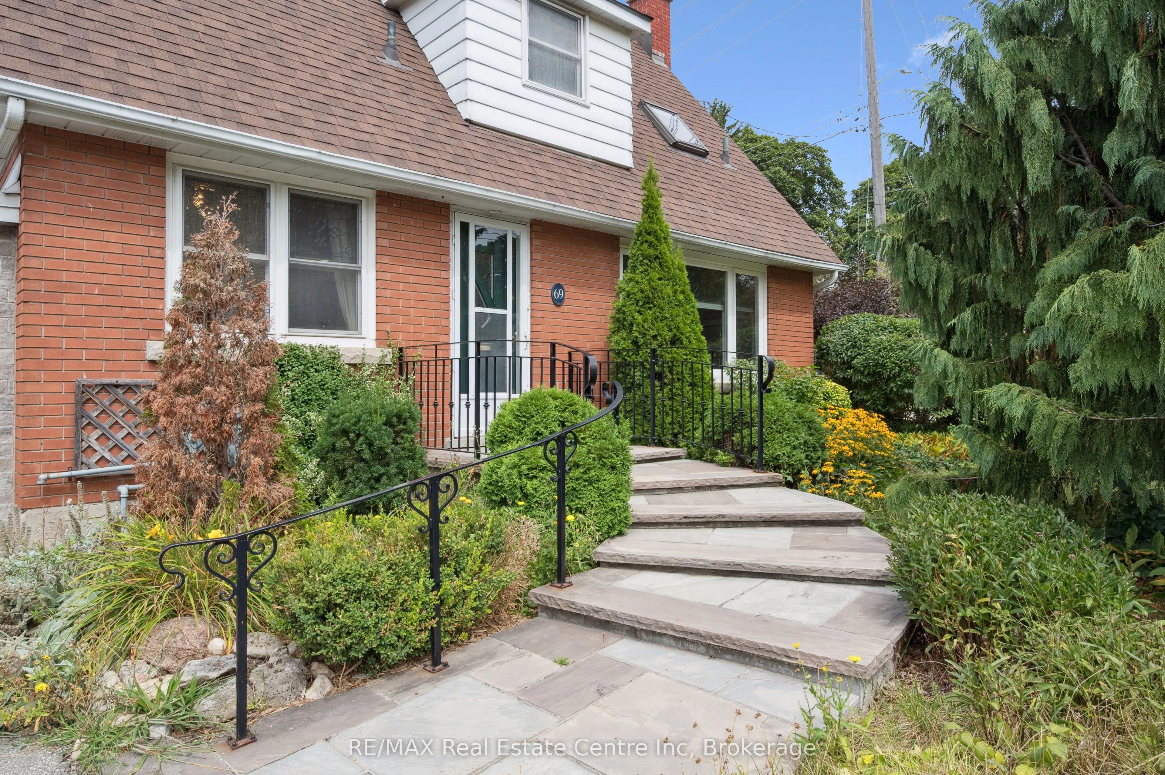 69 Forest Street