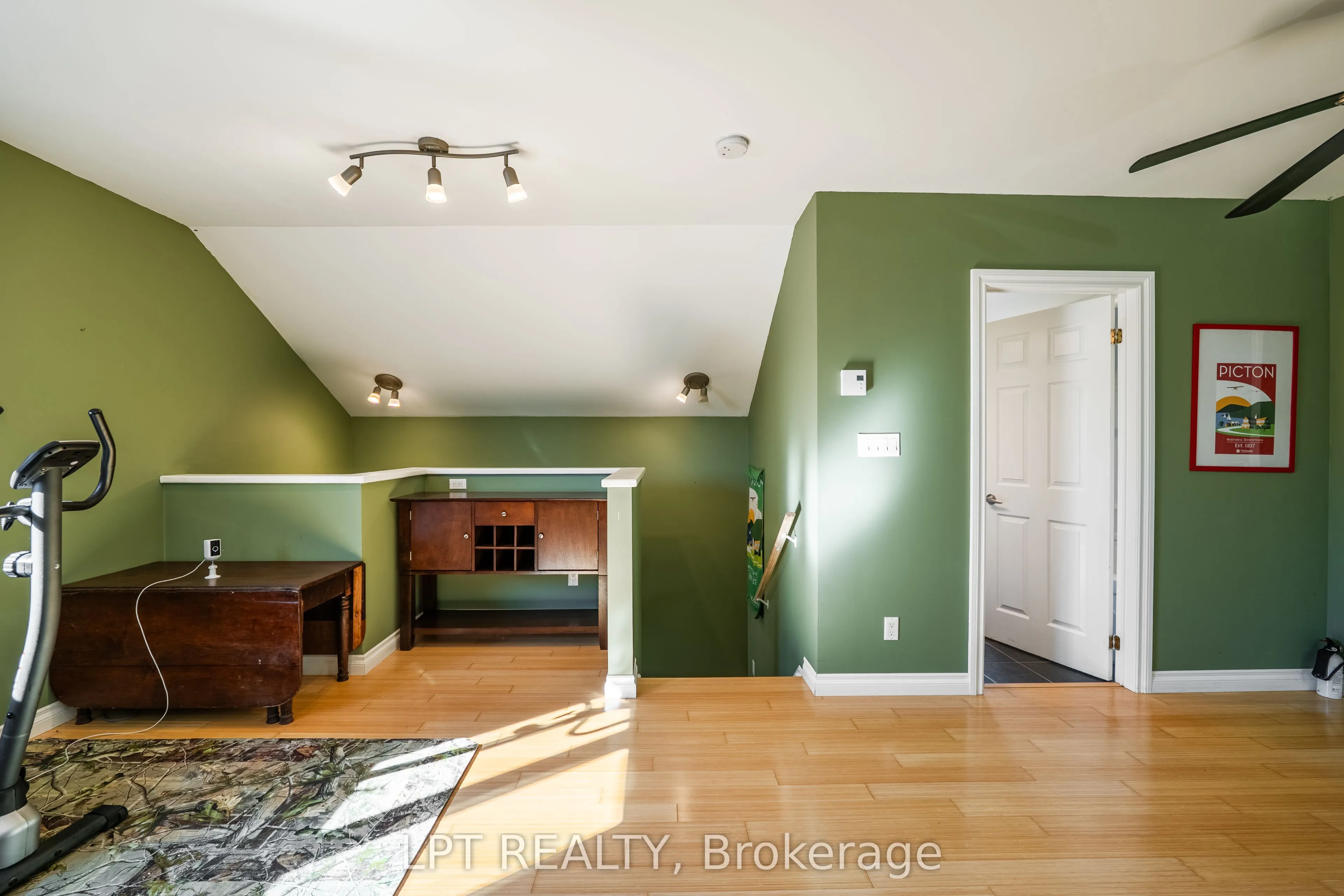 1847 County Rd 7 Road