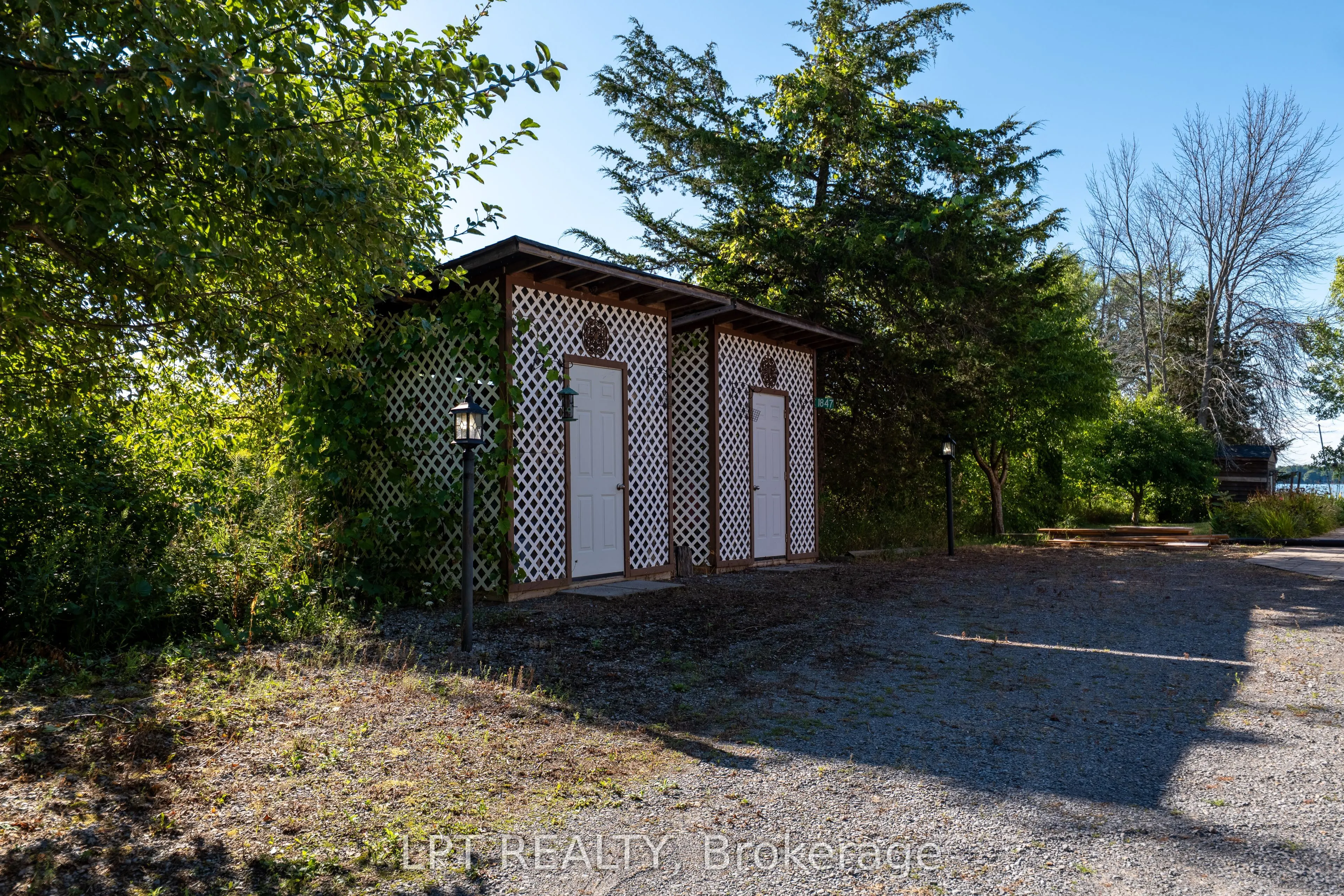 1847 County Rd 7 Road