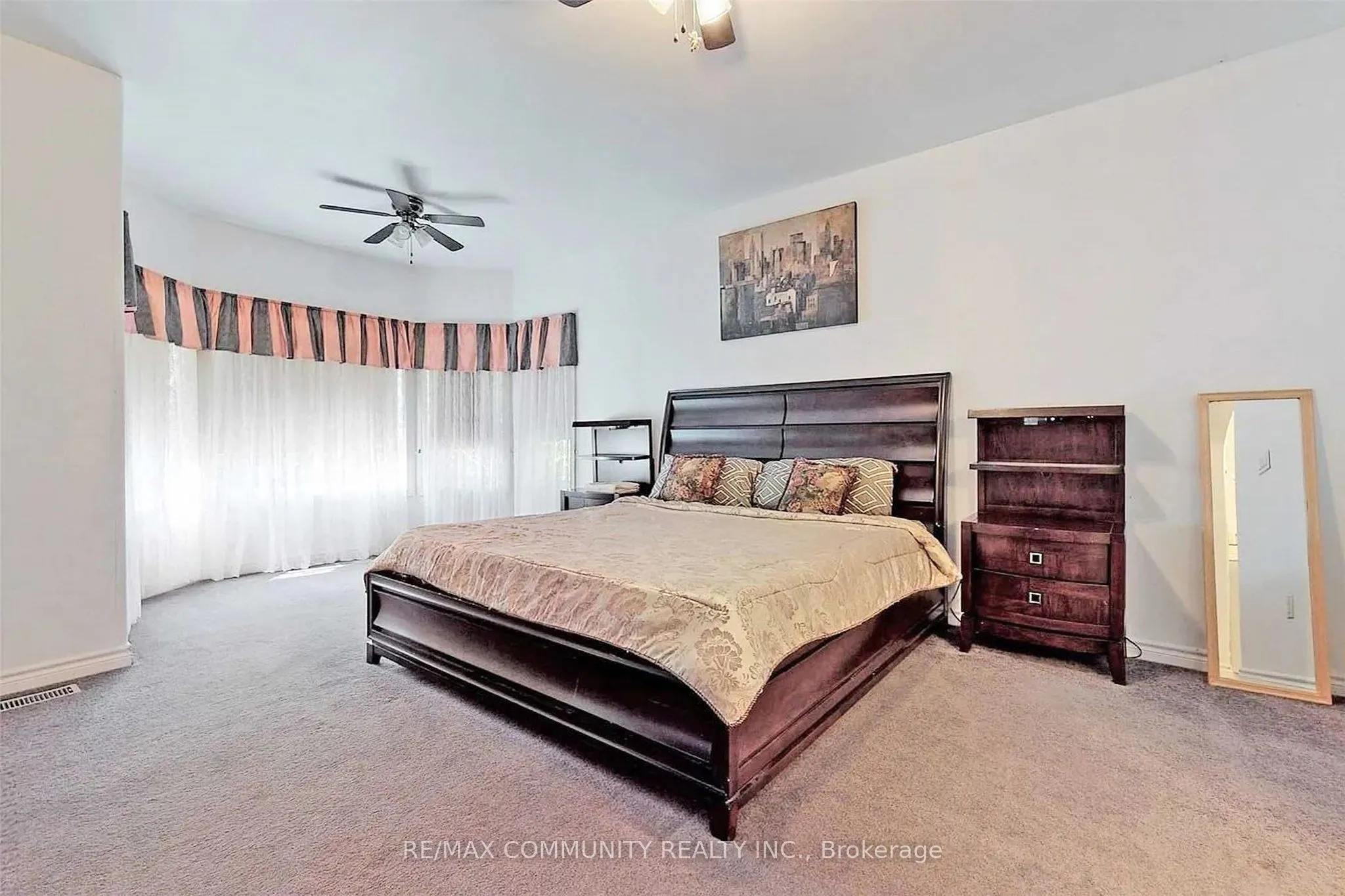 74 LAKEVIEW Drive