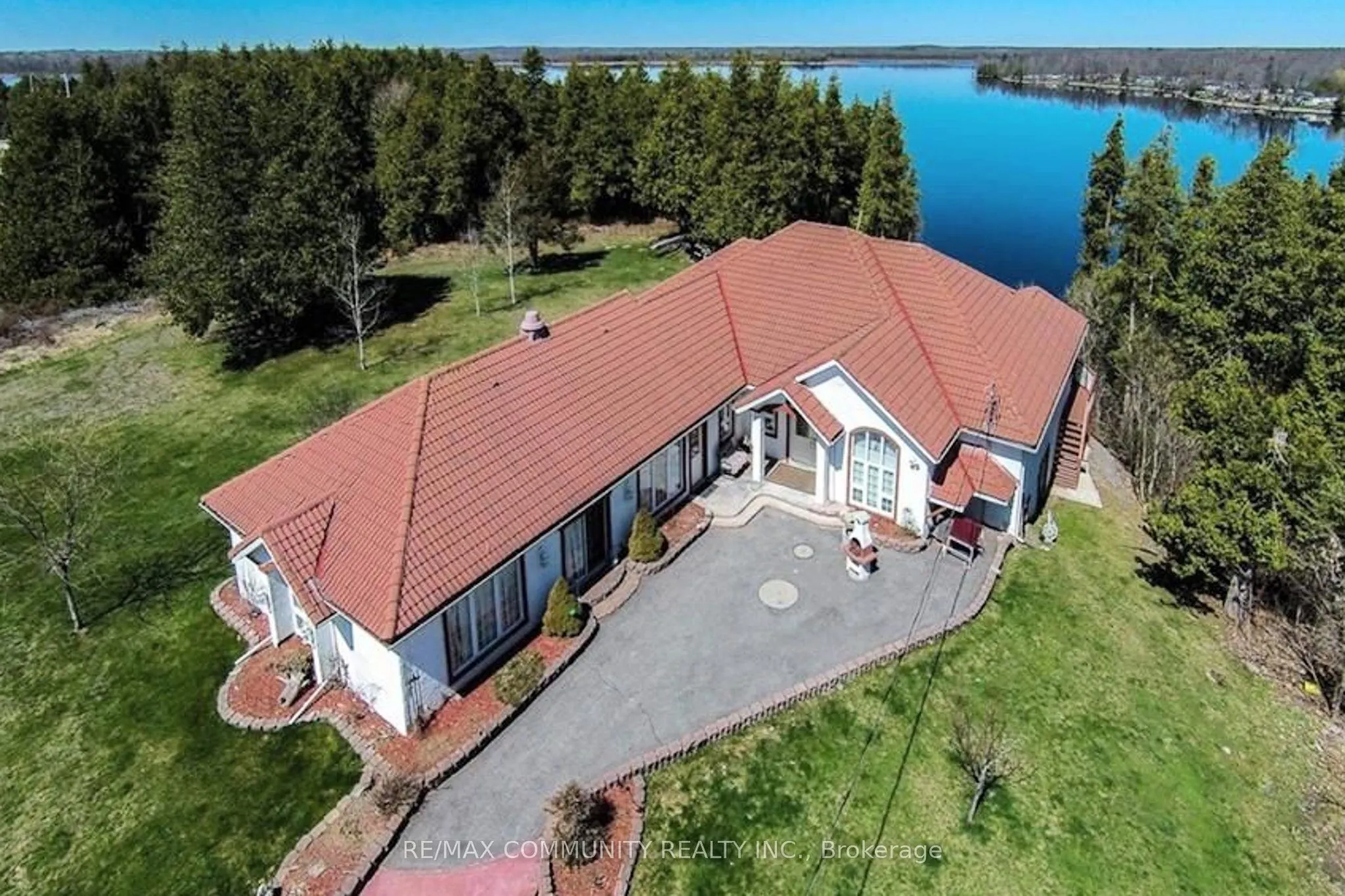 74 LAKEVIEW Drive