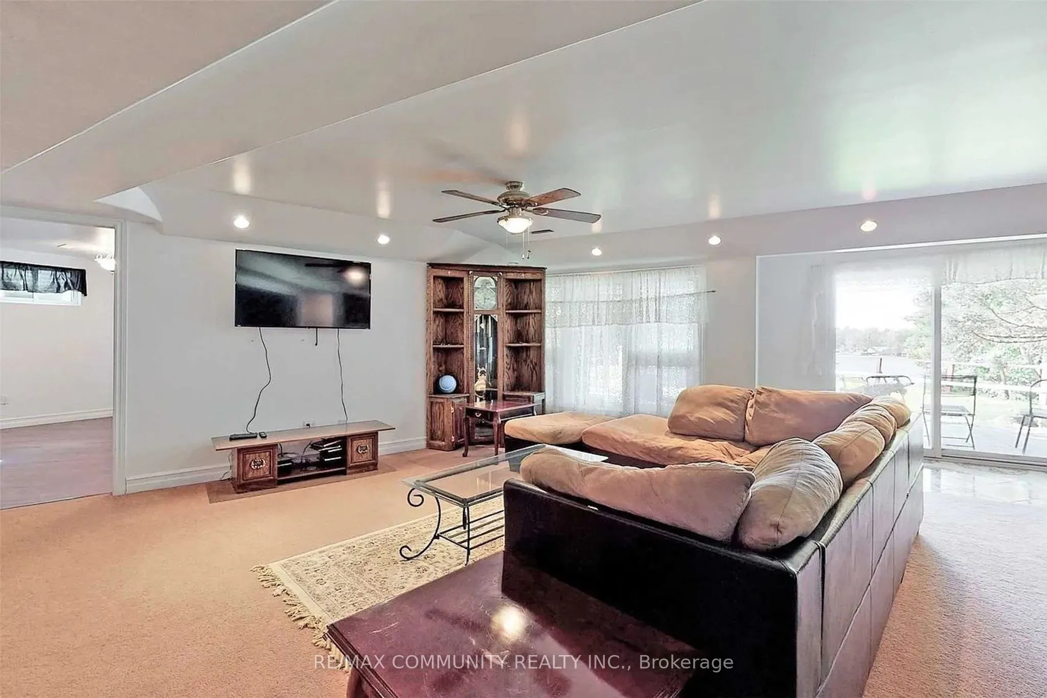 74 LAKEVIEW Drive