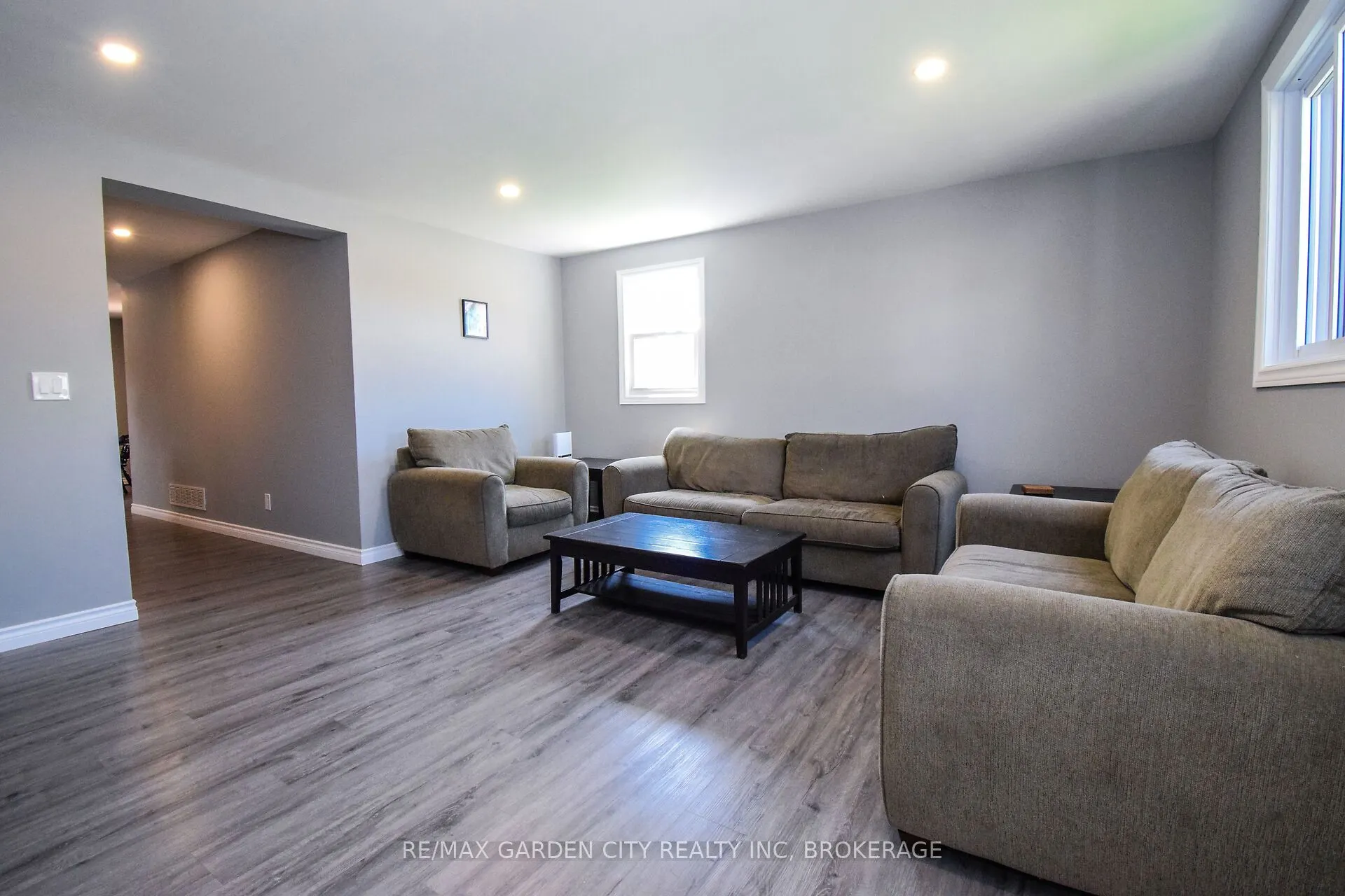 583 FIELDEN Avenue