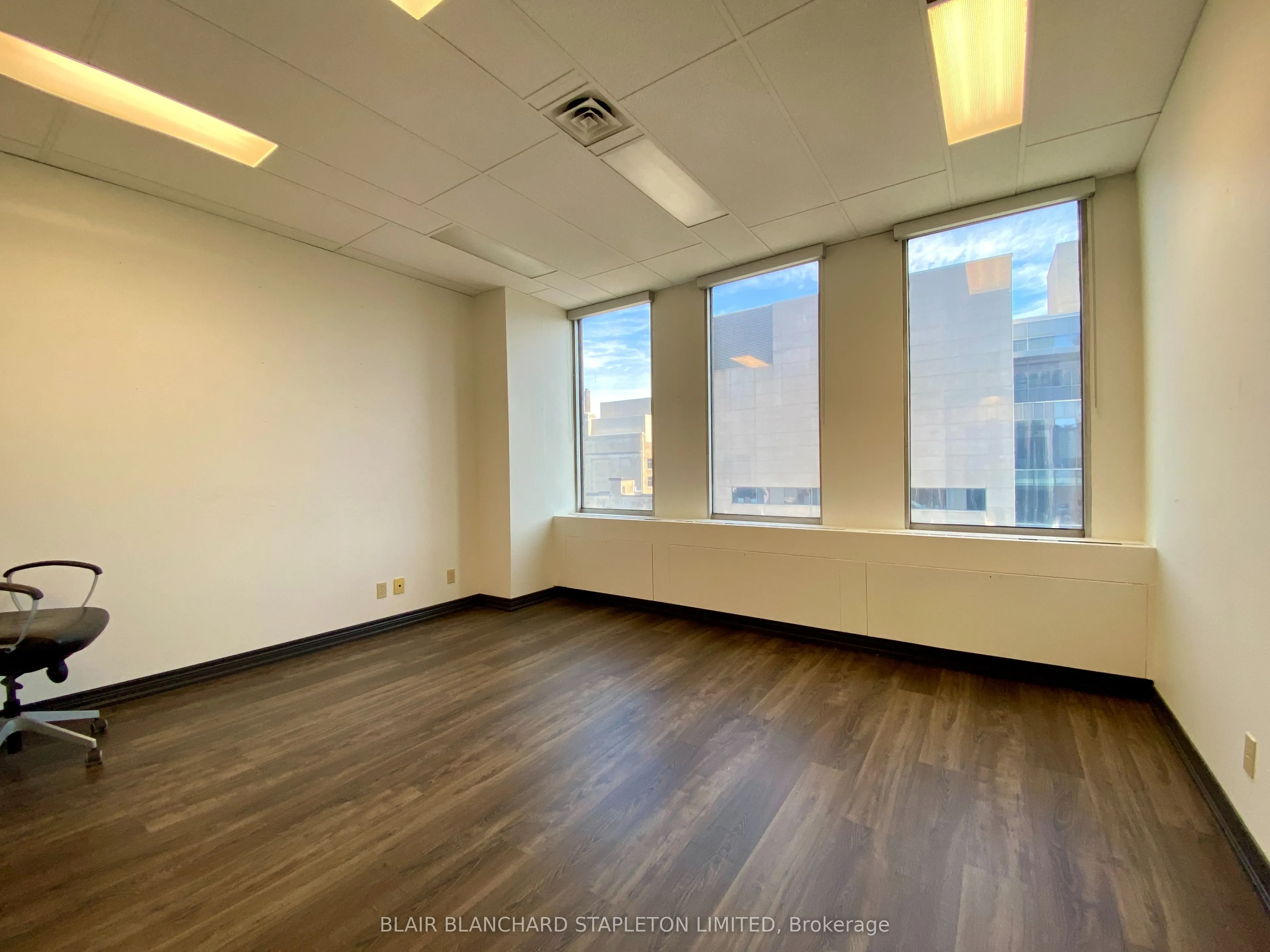 20 Hughson Street S, #700