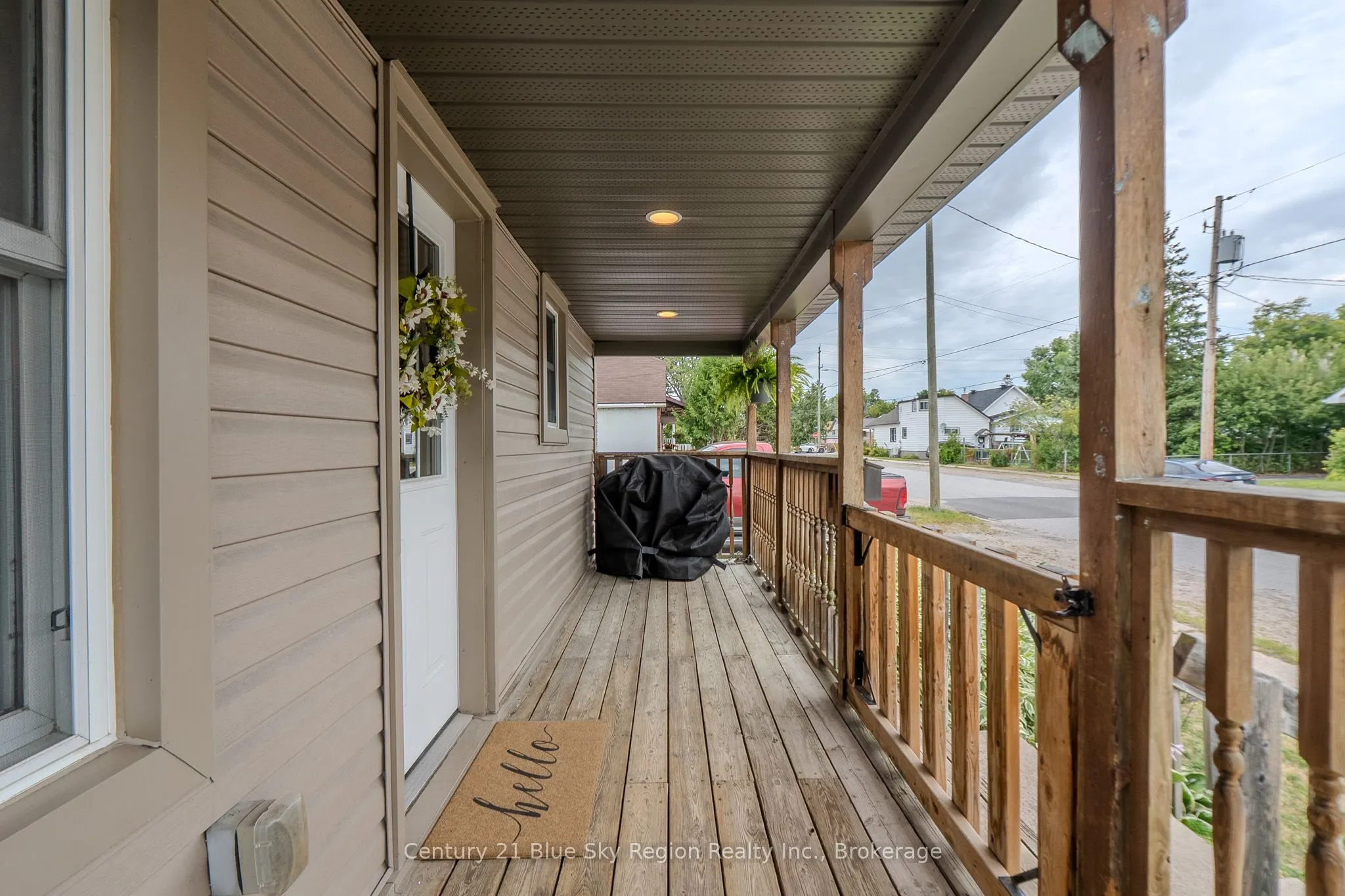 459 King Street W