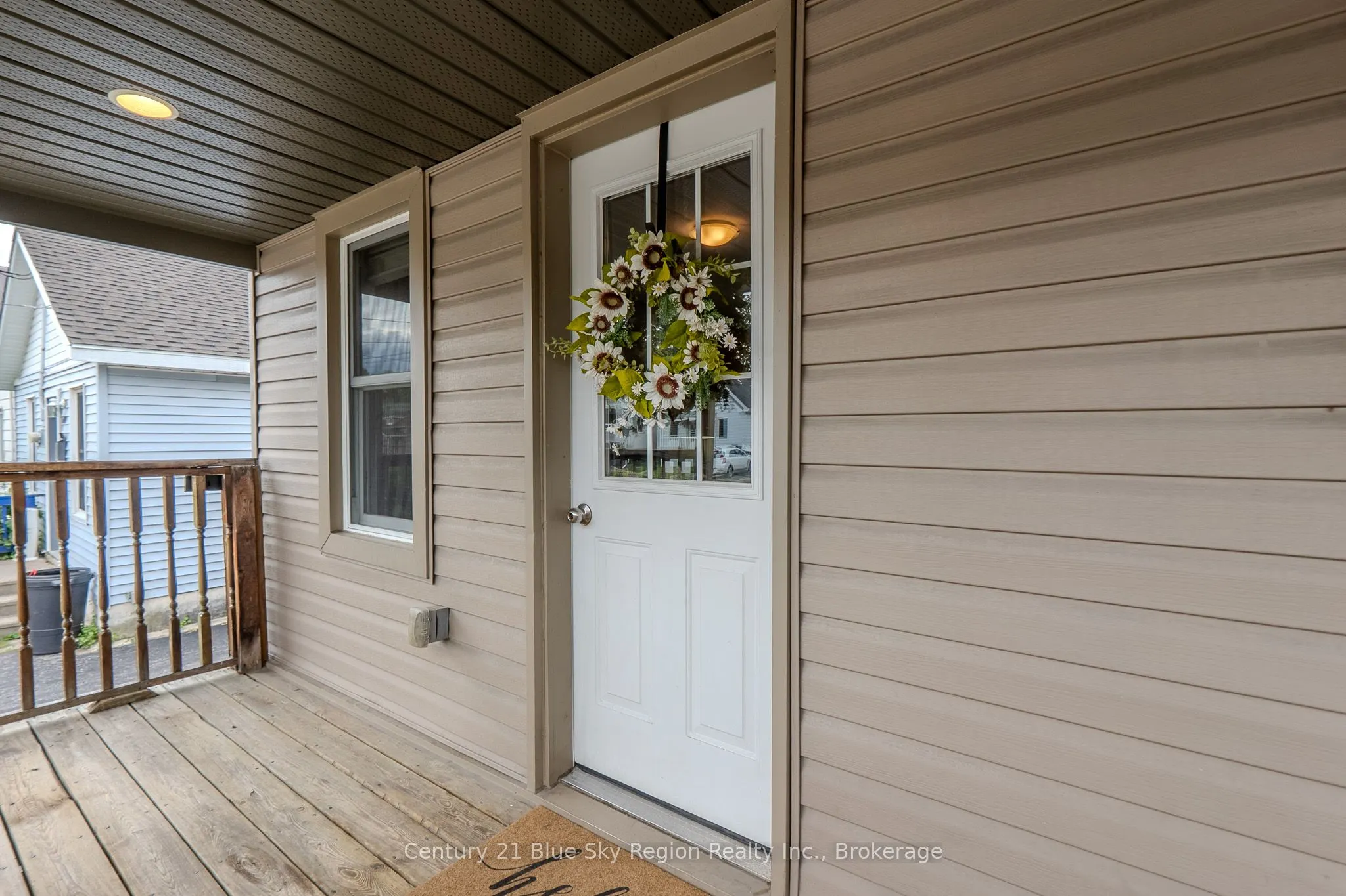459 King Street W