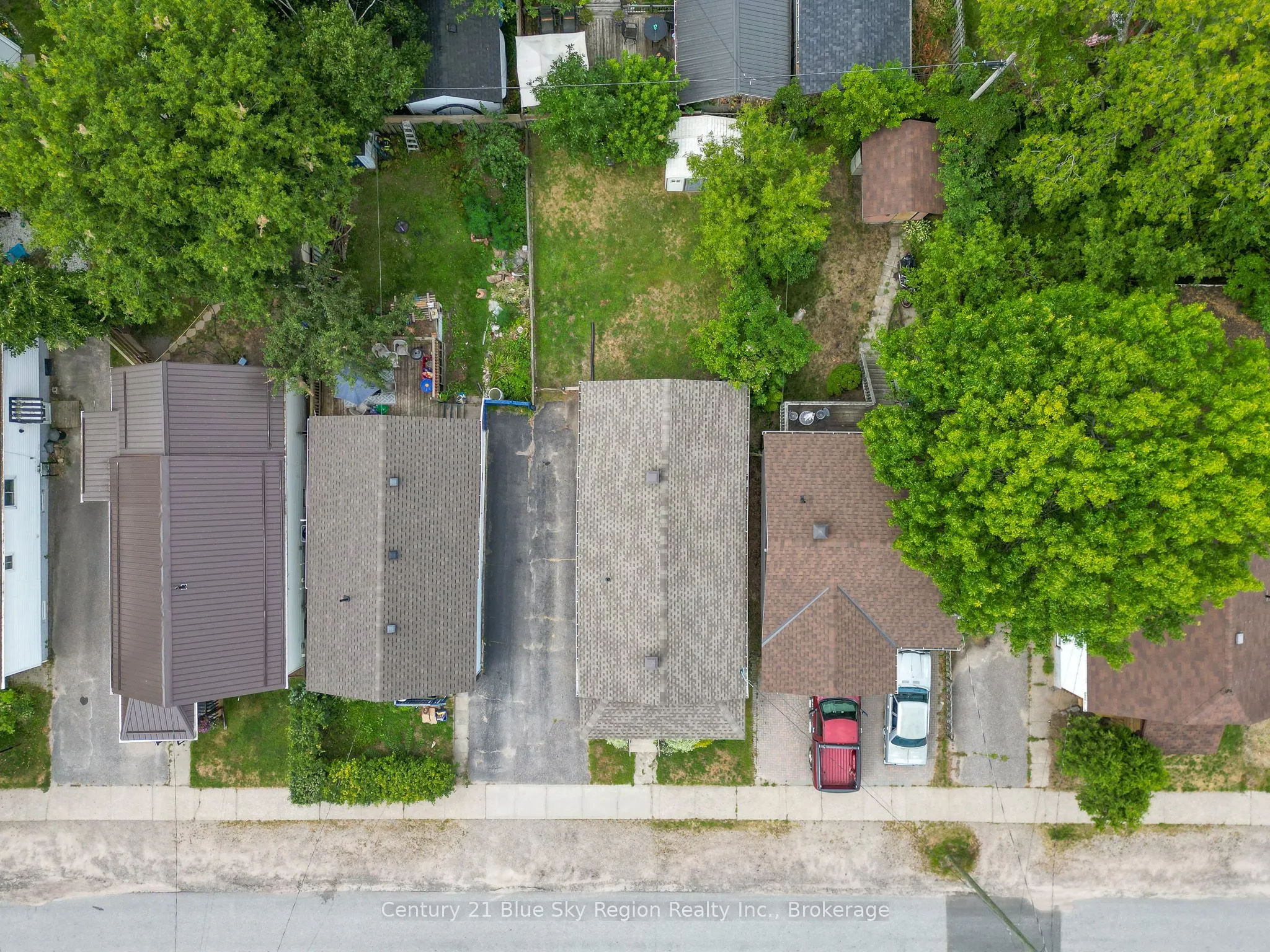 459 King Street W