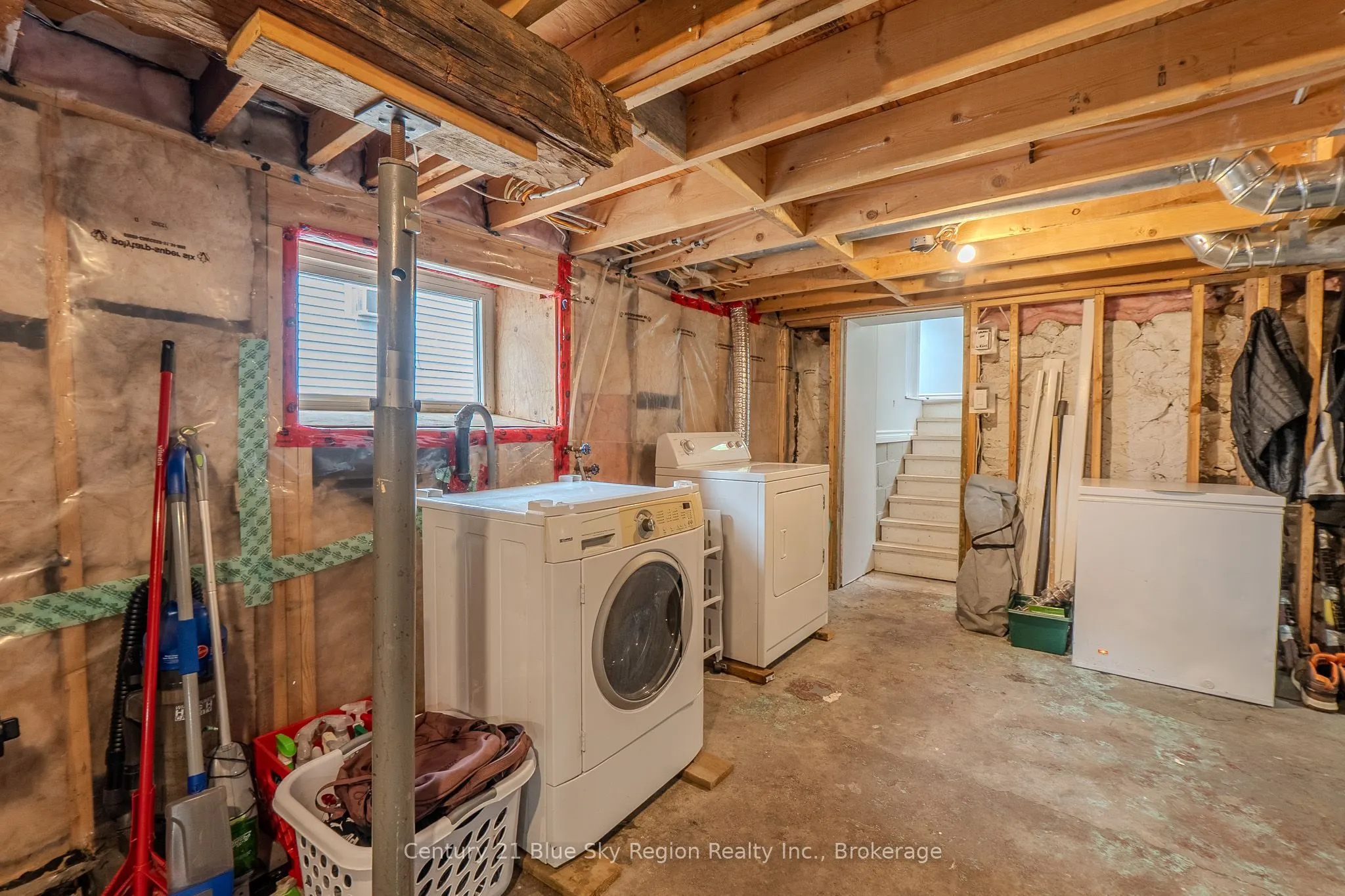 459 King Street W