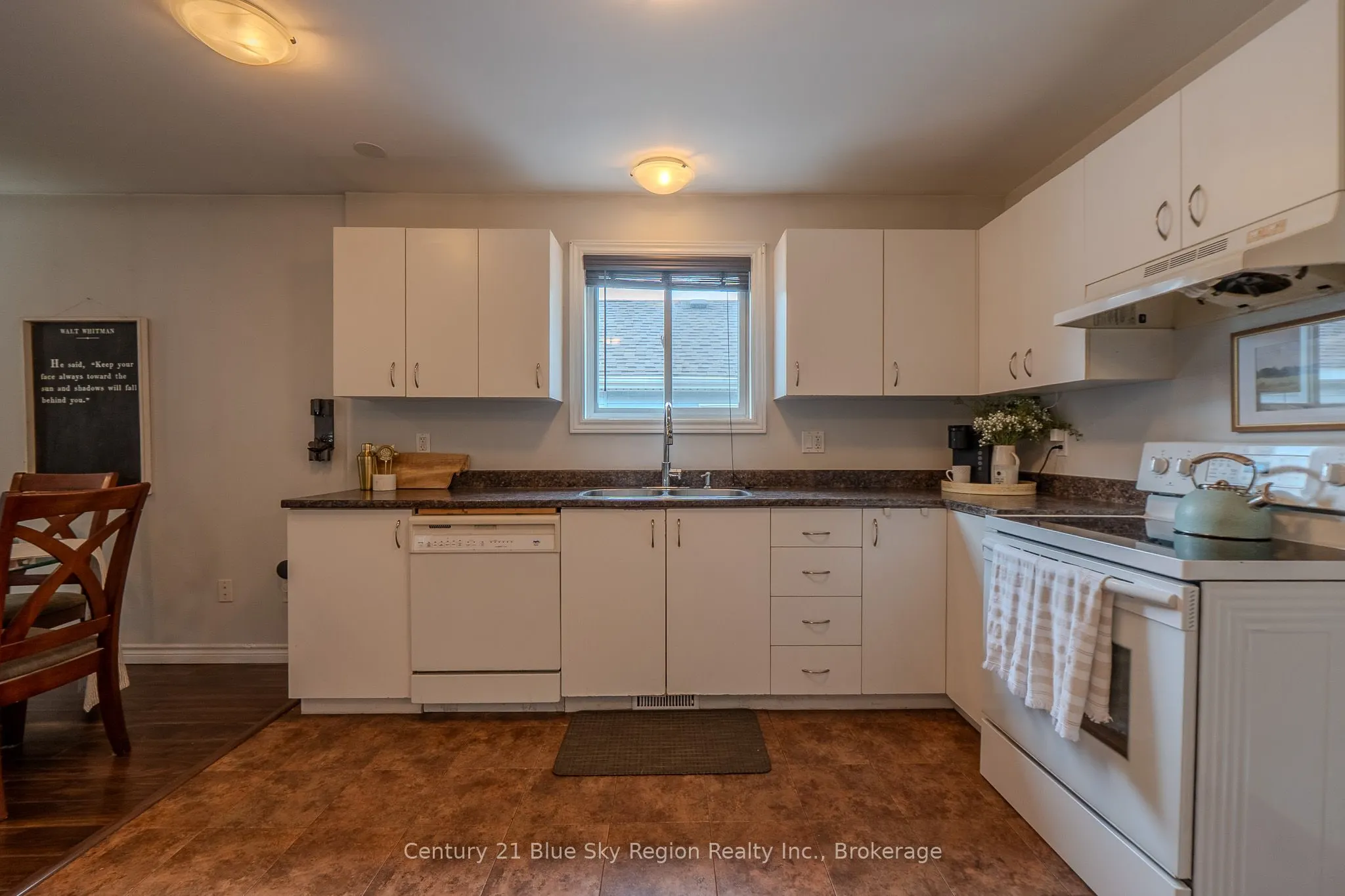 459 King Street W