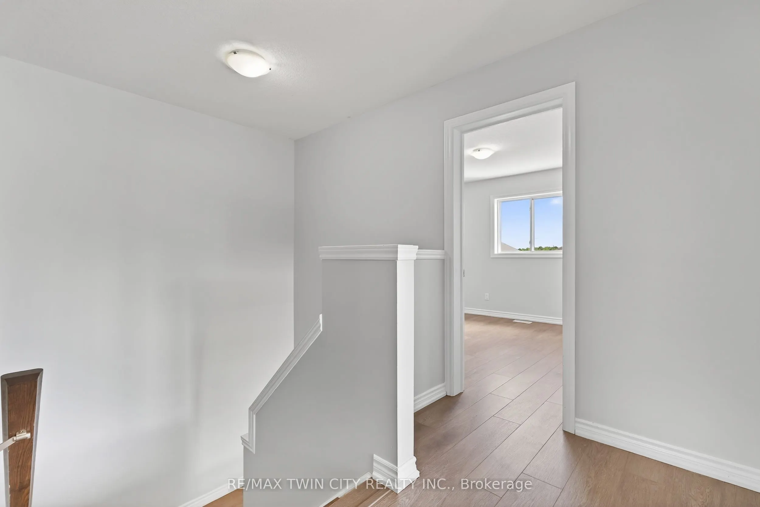 420 Avens Street