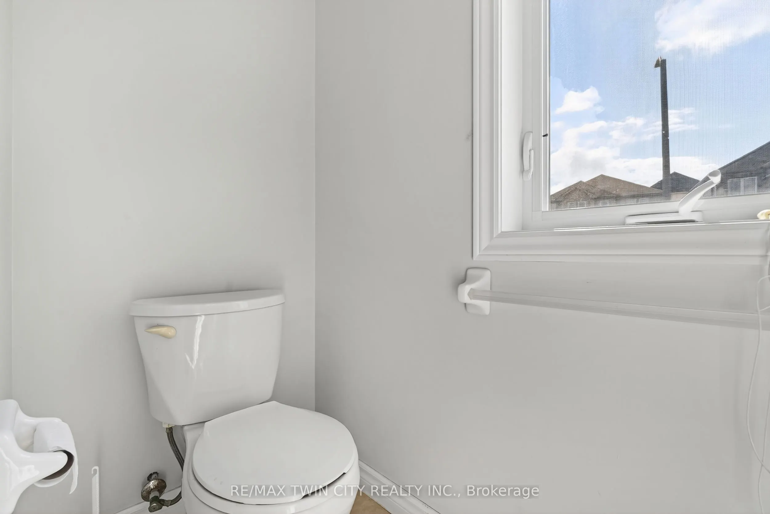 420 Avens Street