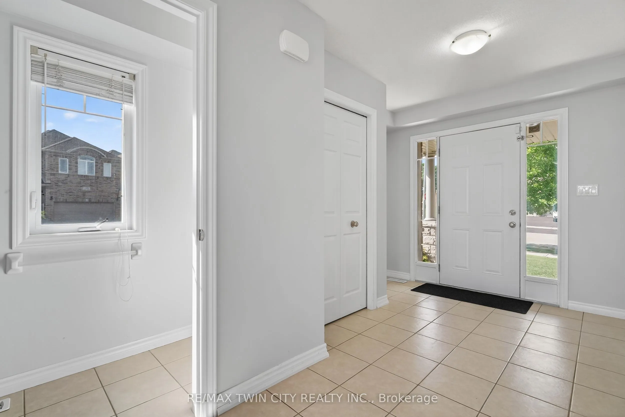420 Avens Street