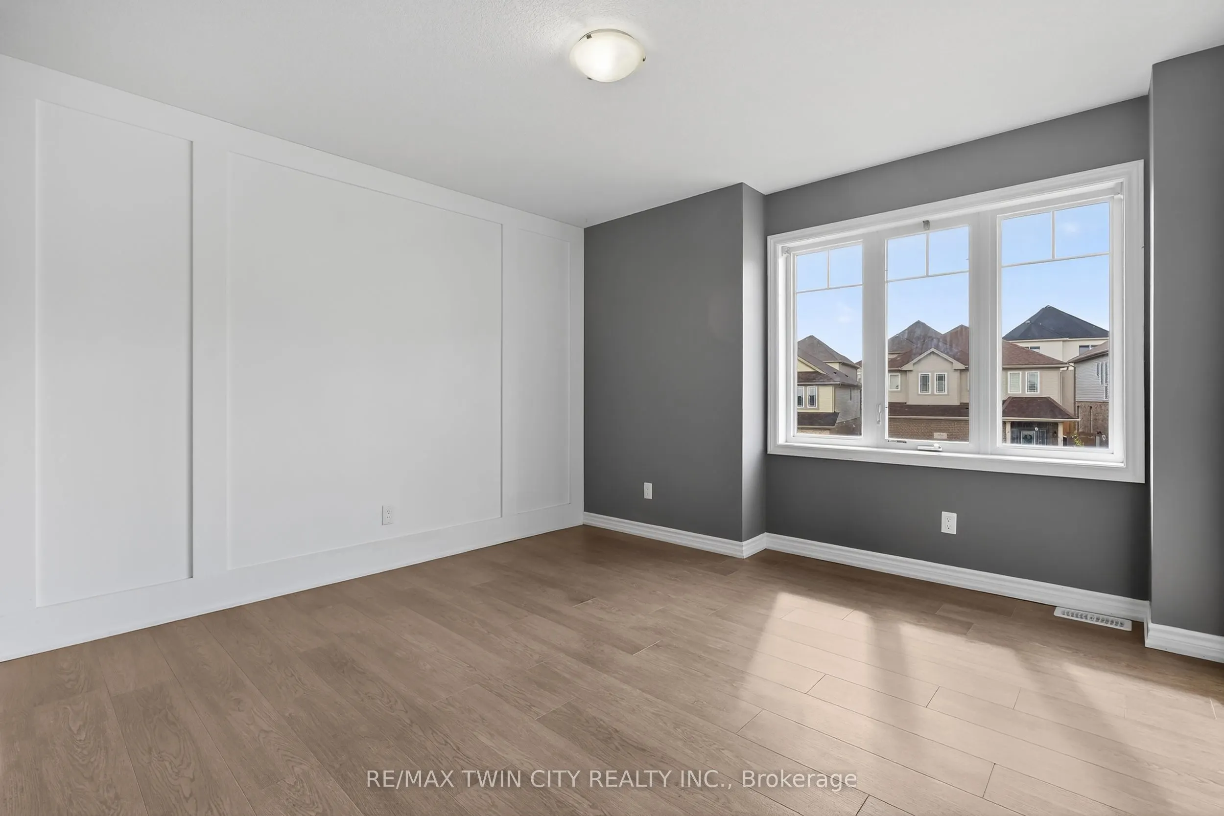 420 Avens Street