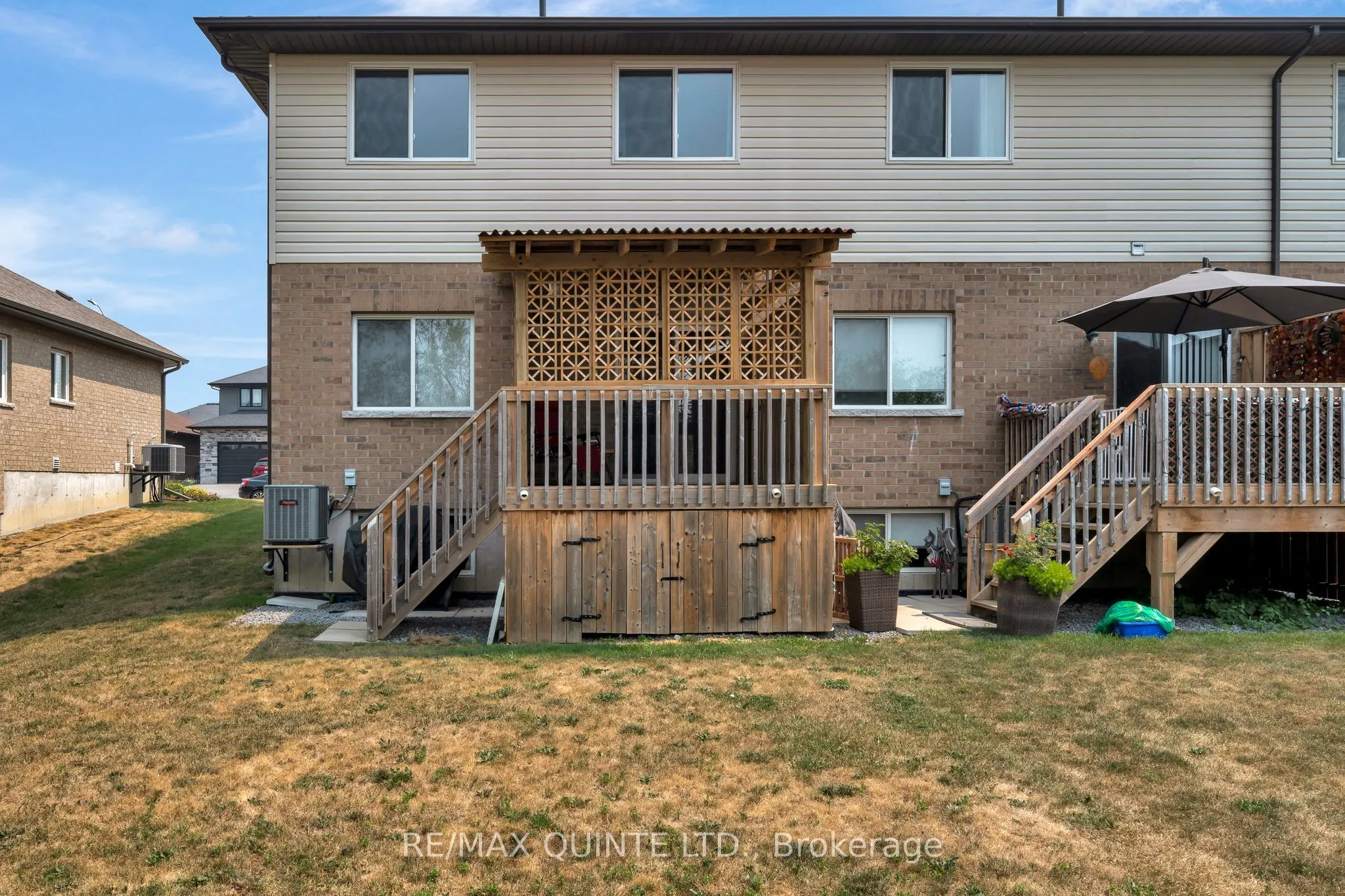 79 Ledgerock Court