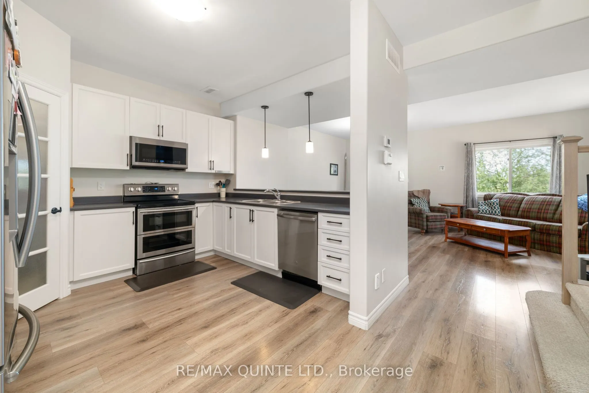 79 Ledgerock Court