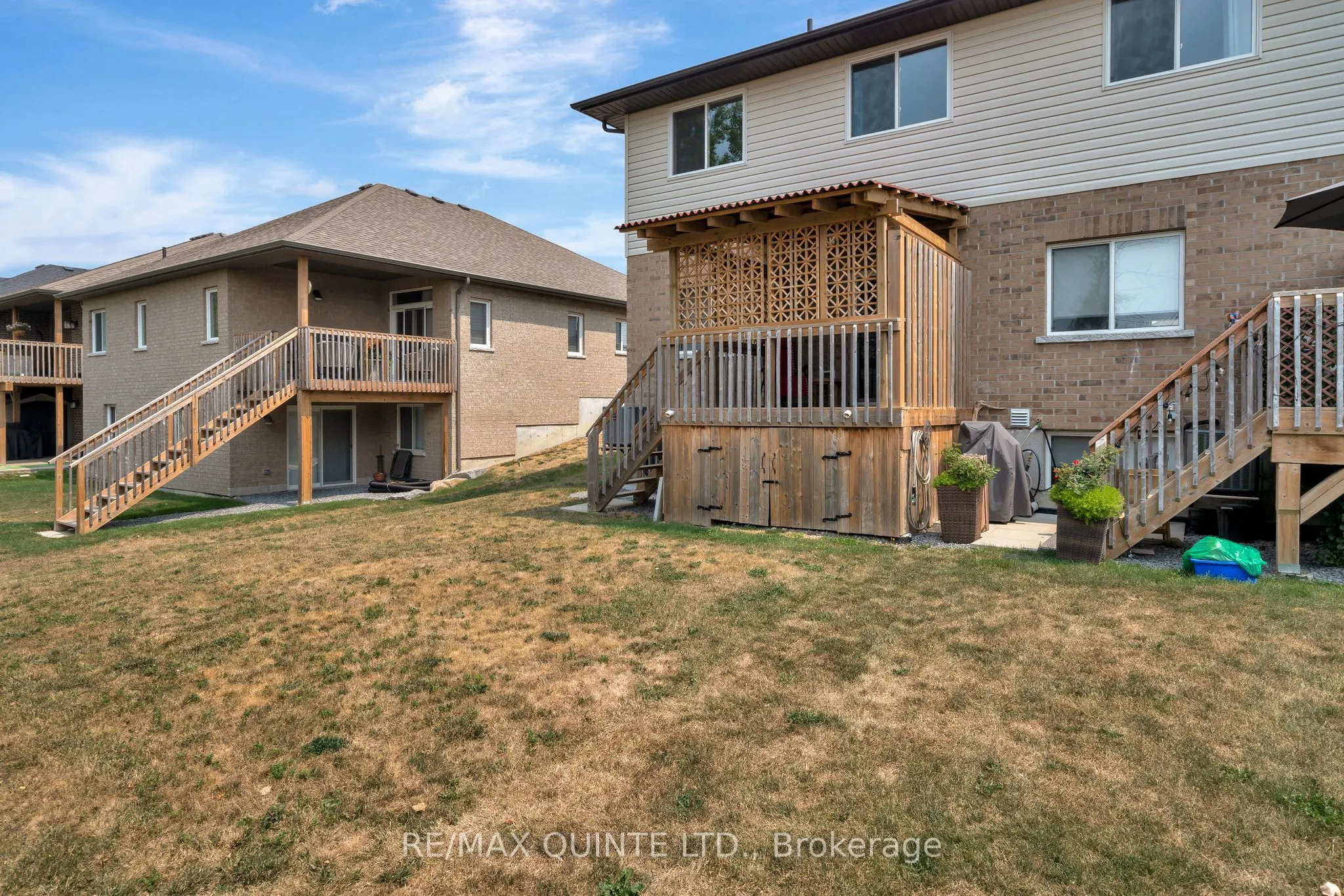 79 Ledgerock Court