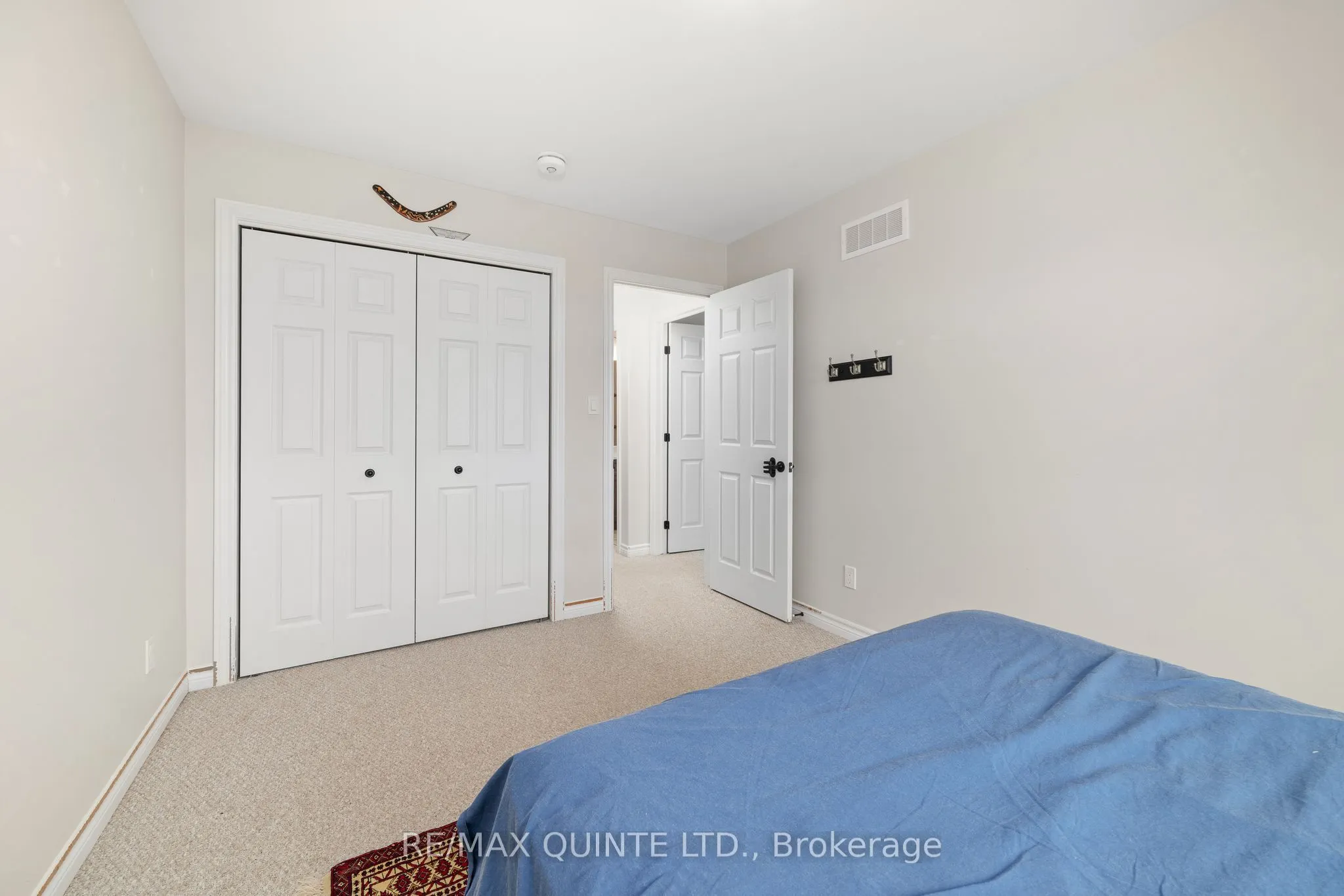 79 Ledgerock Court