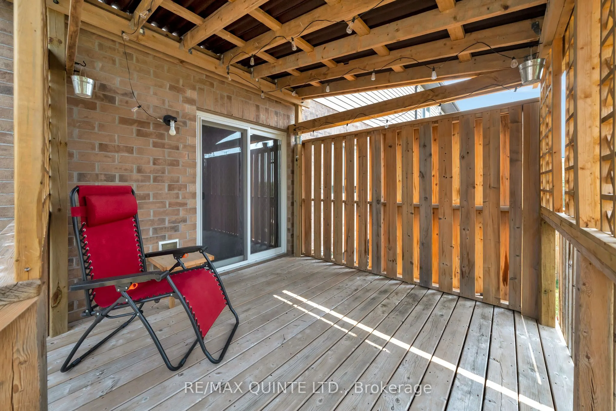 79 Ledgerock Court