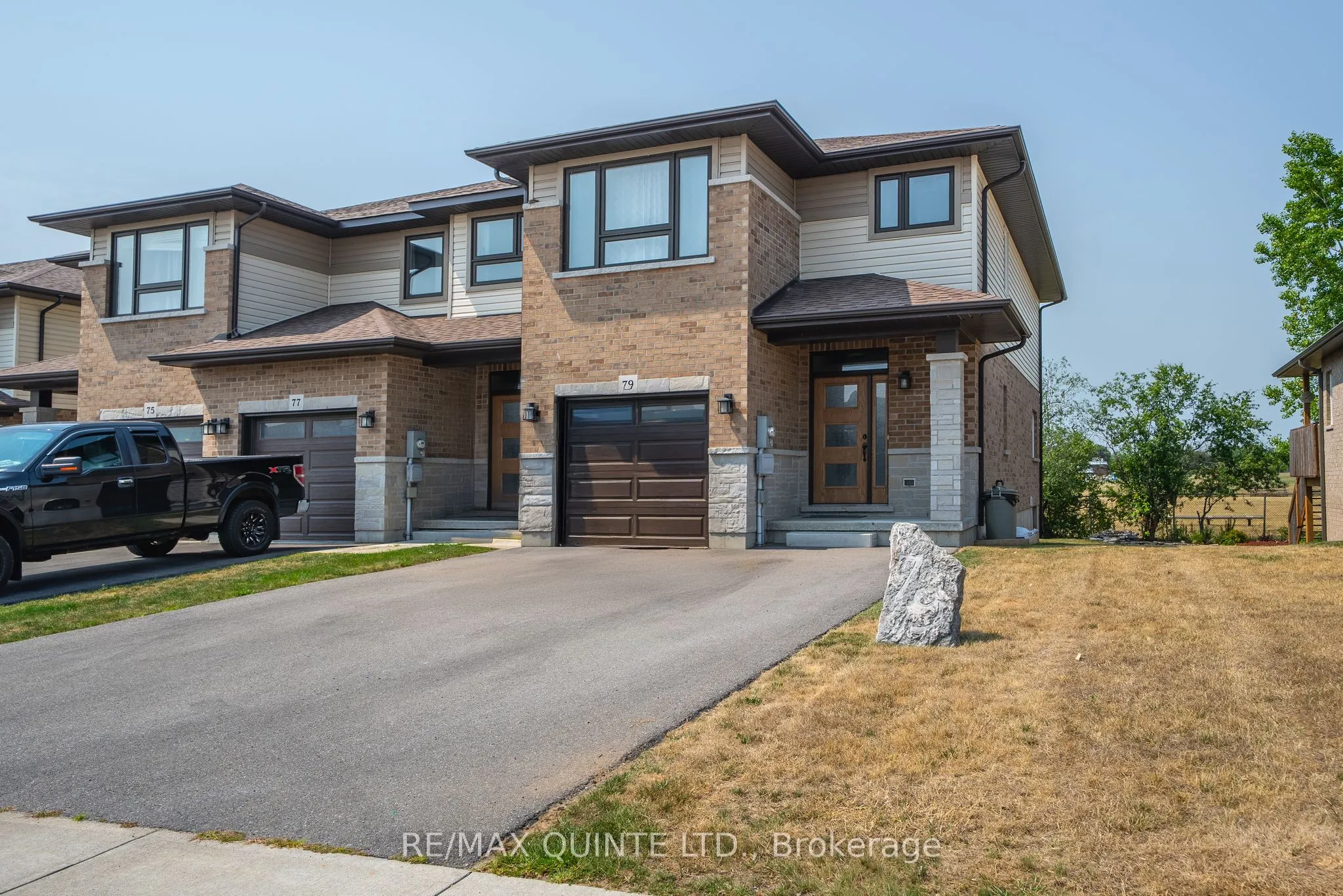 79 Ledgerock Court