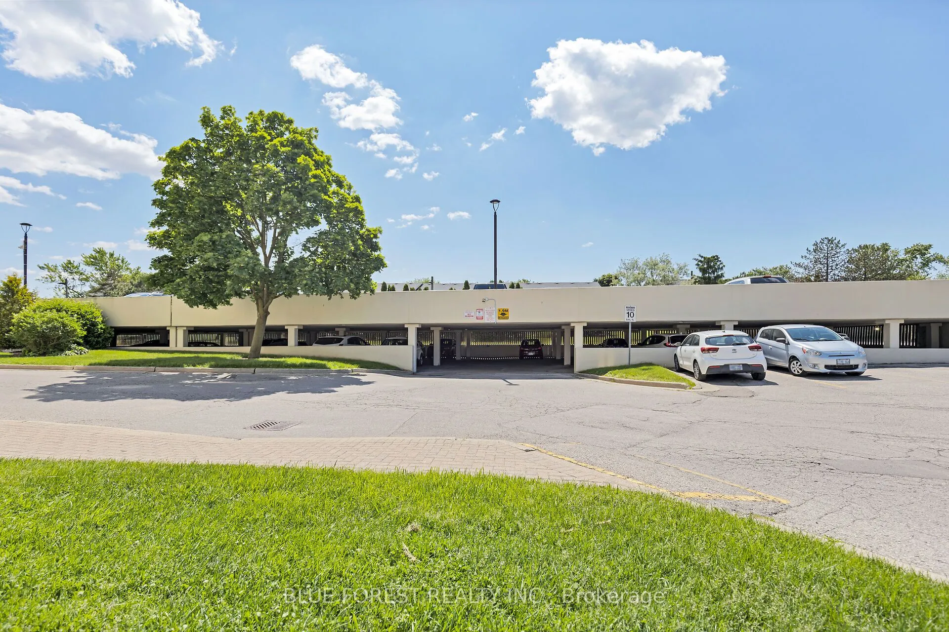 127 Belmont Drive, #909