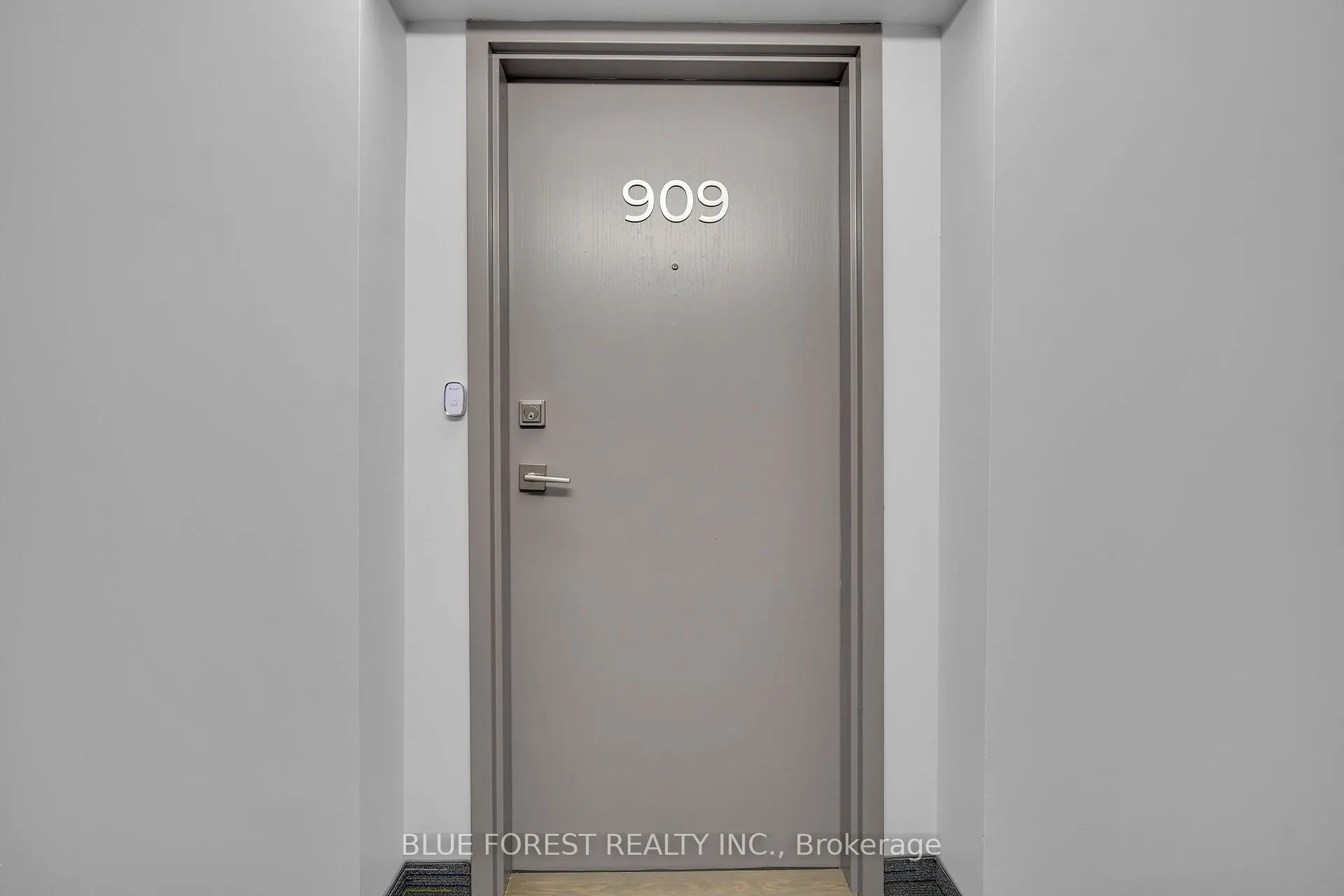 127 Belmont Drive, #909