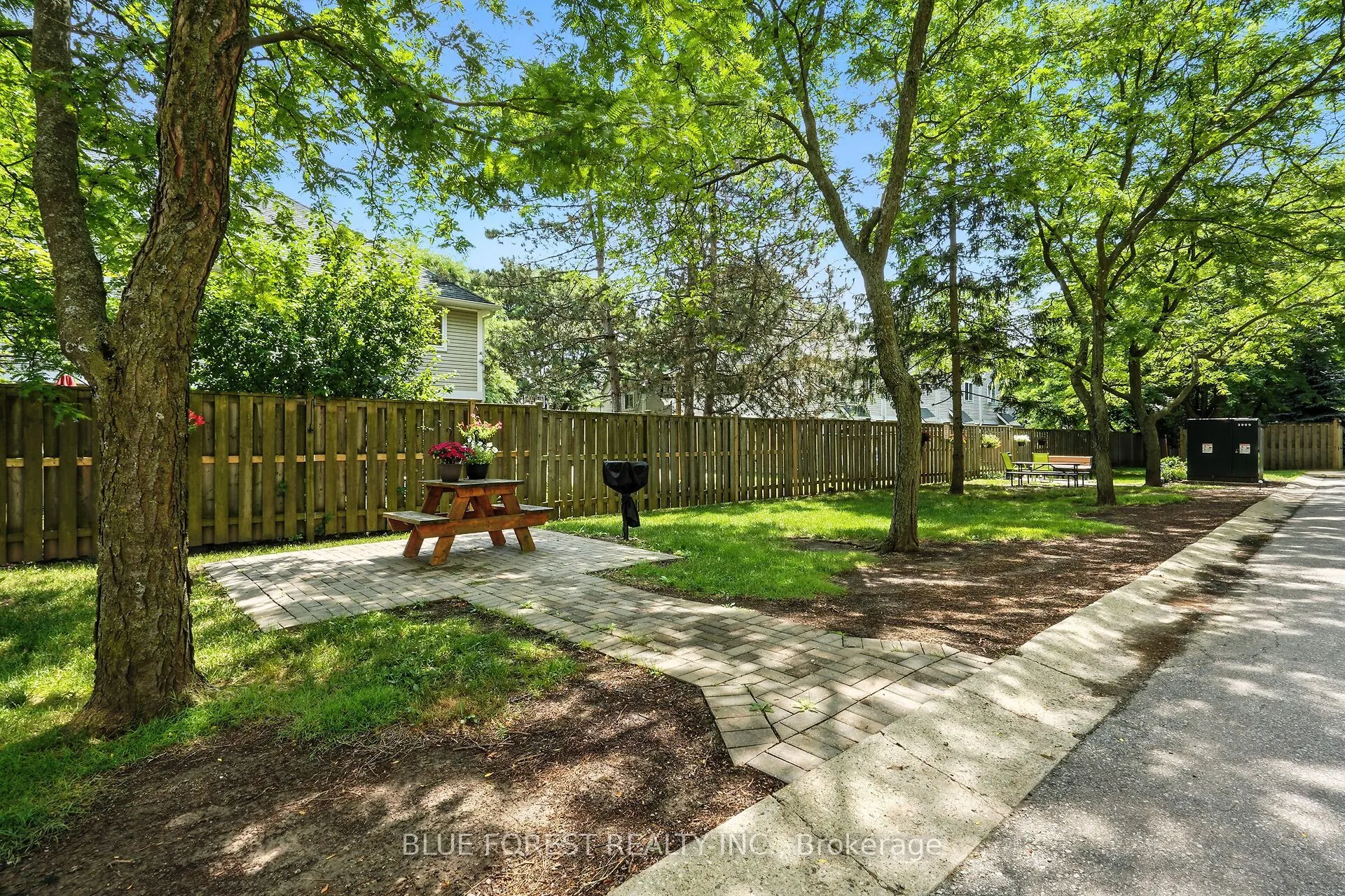 127 Belmont Drive, #909