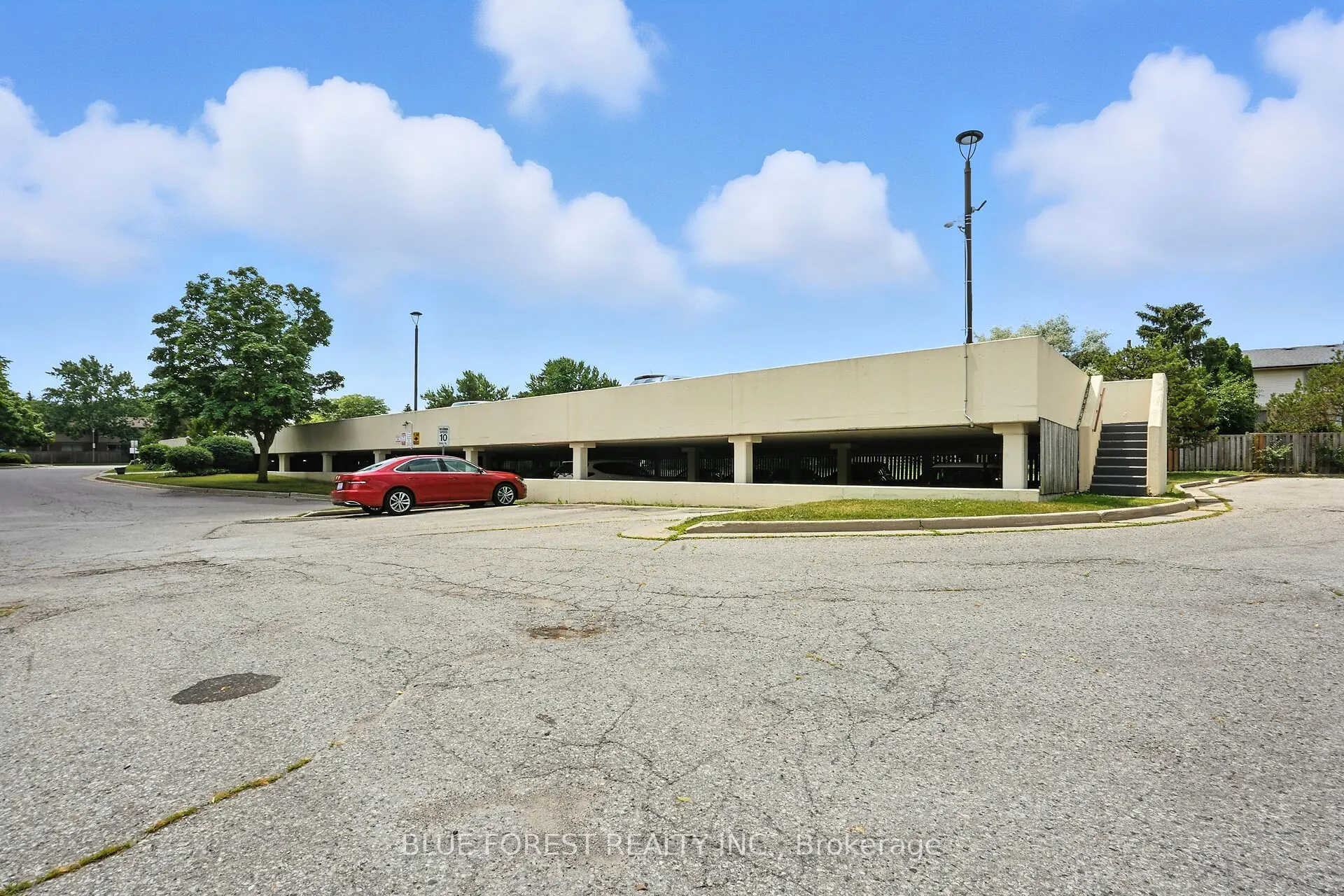 127 Belmont Drive, #909