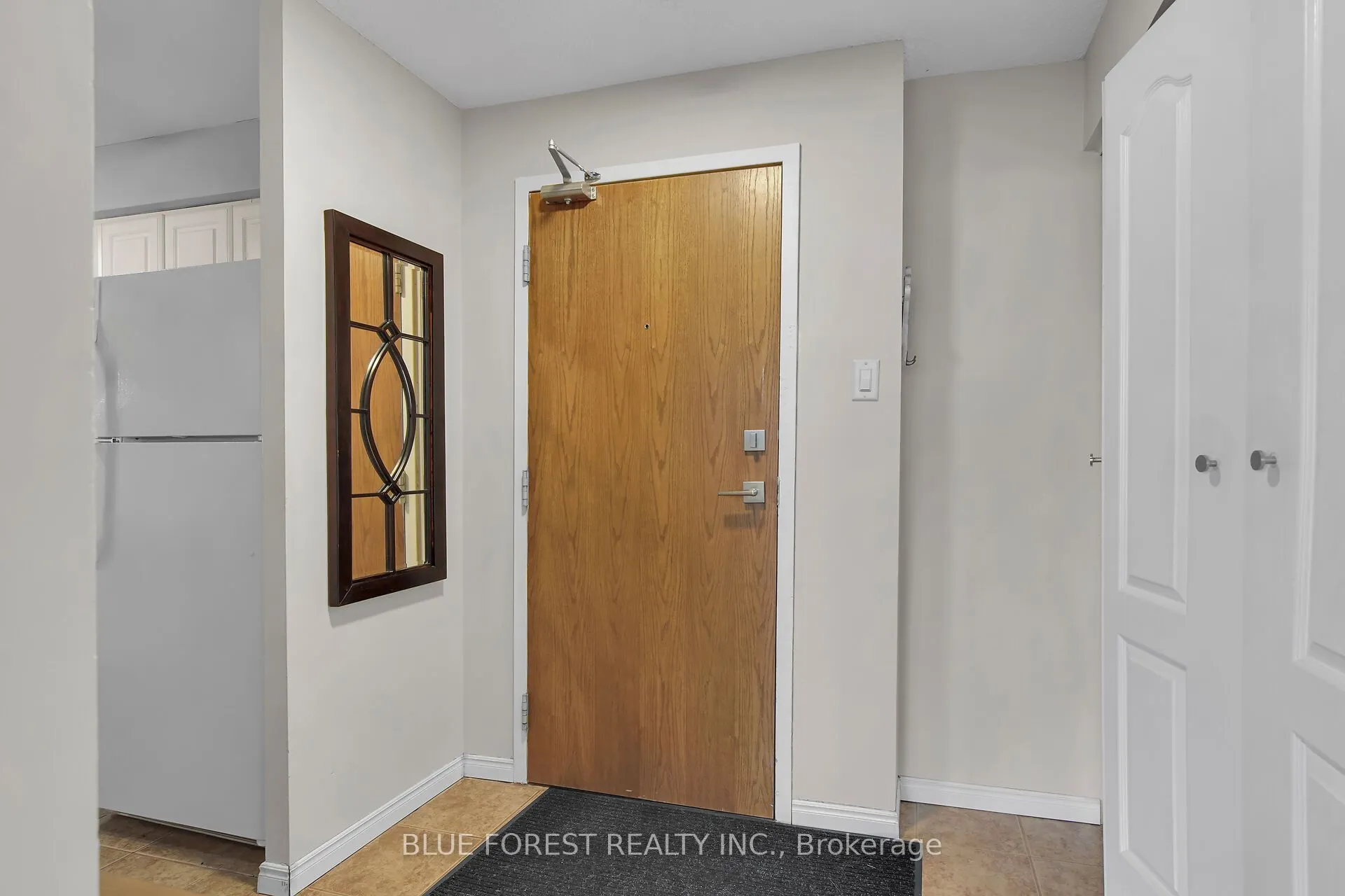 127 Belmont Drive, #909