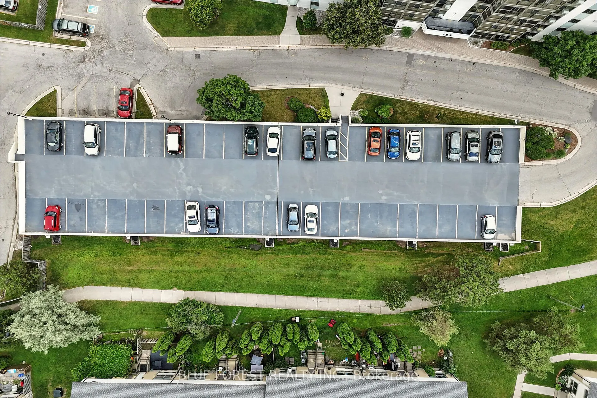 127 Belmont Drive, #909