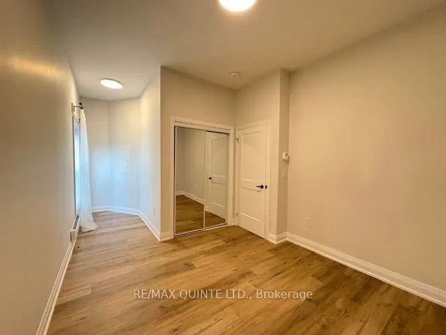 22 McGill Street, #4