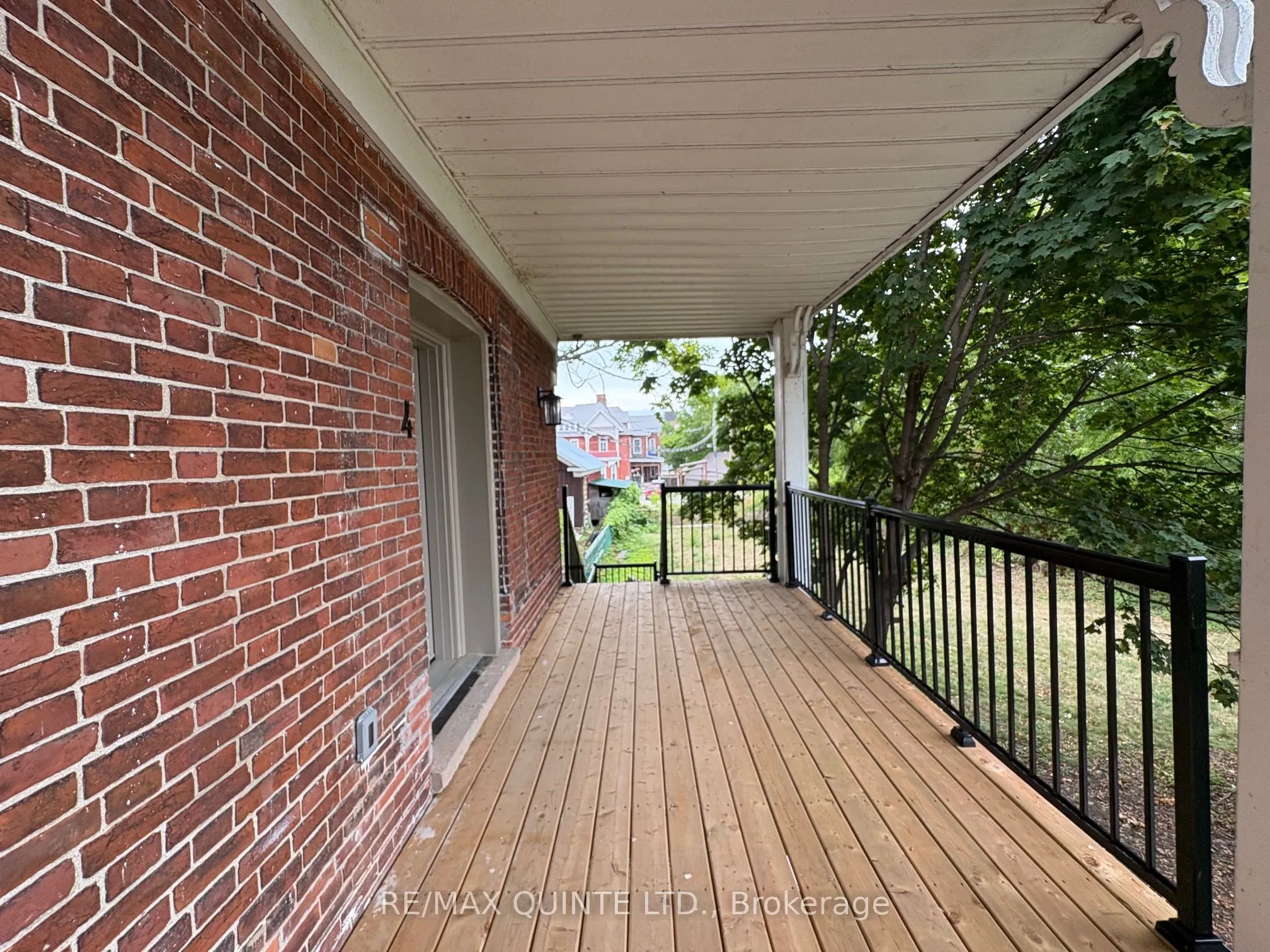 22 McGill Street, #4