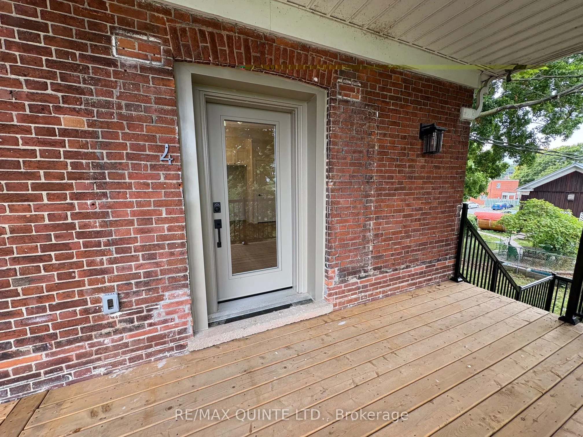 22 McGill Street, #4