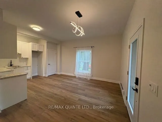 22 McGill Street, #4