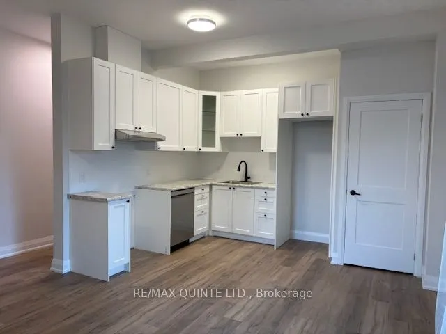 22 McGill Street, #4