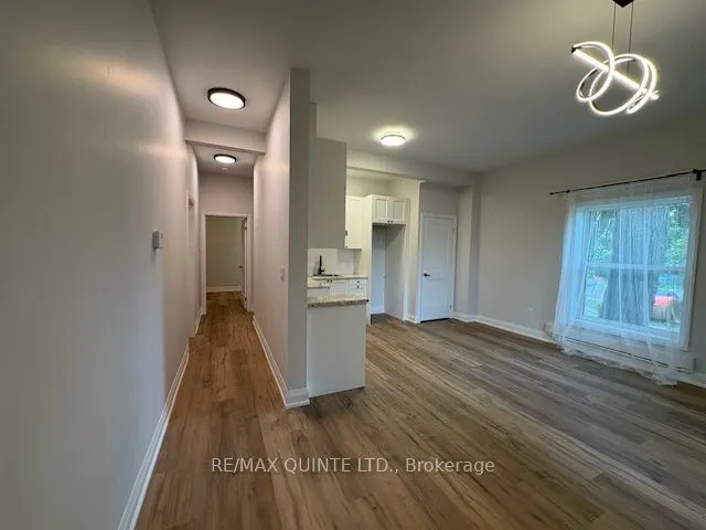 22 McGill Street, #4